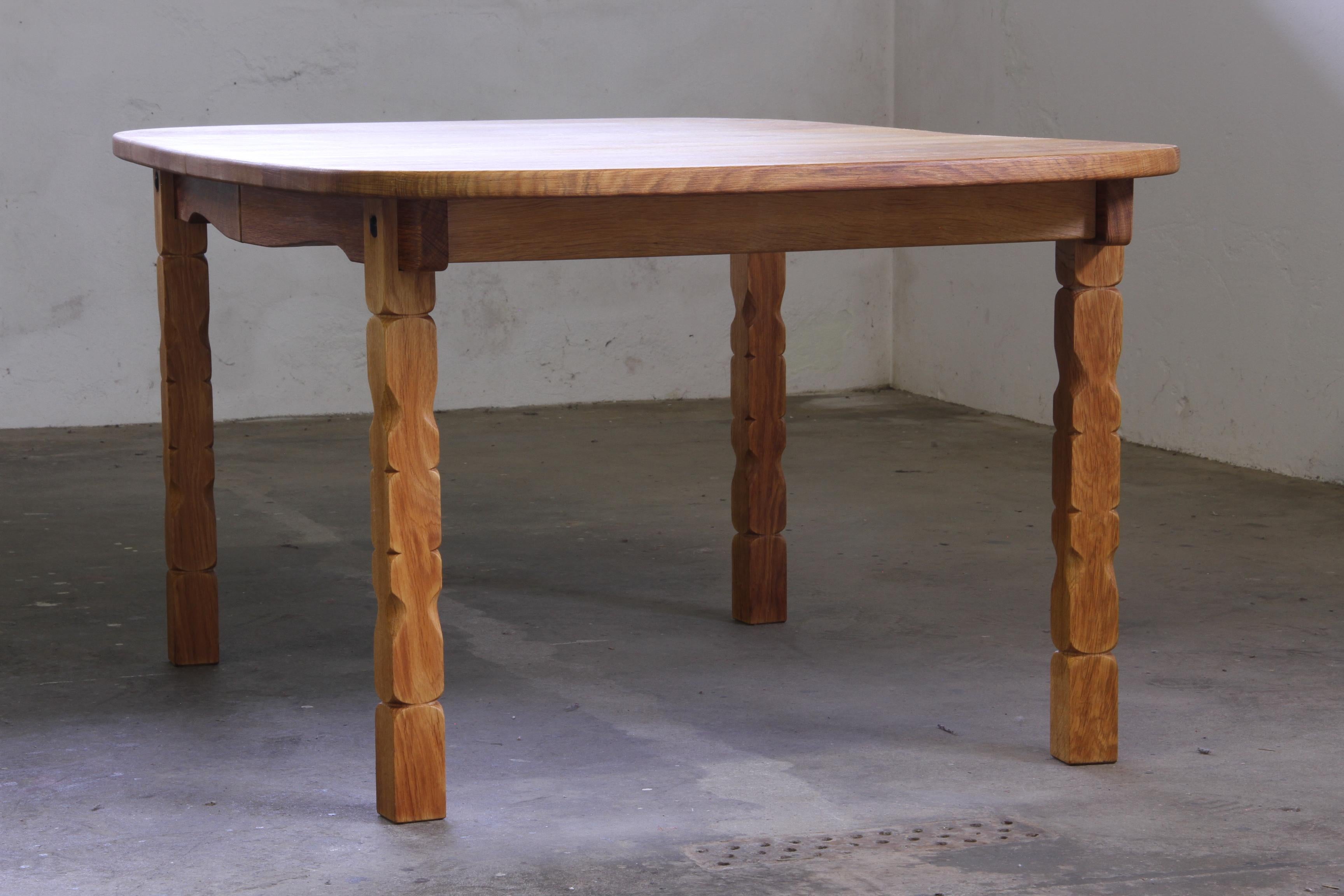 Vintage 1960s Oval Brutalist Danish Extending Oak Dining Table Style of Kjærnulf For Sale 1