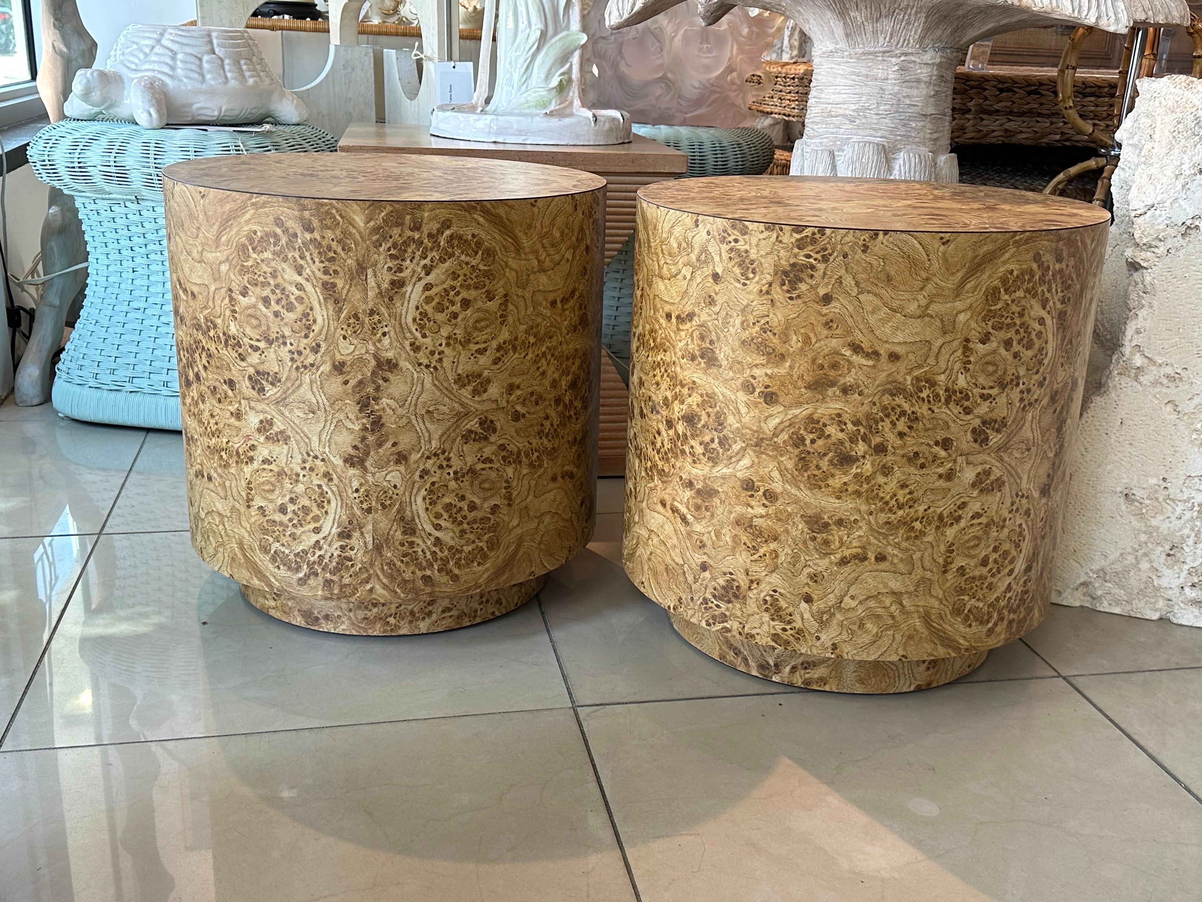 Vintage 1960s Pair of Burl Wood Laminat Drum Bänke Hocker oder Drink Tables im Angebot 4