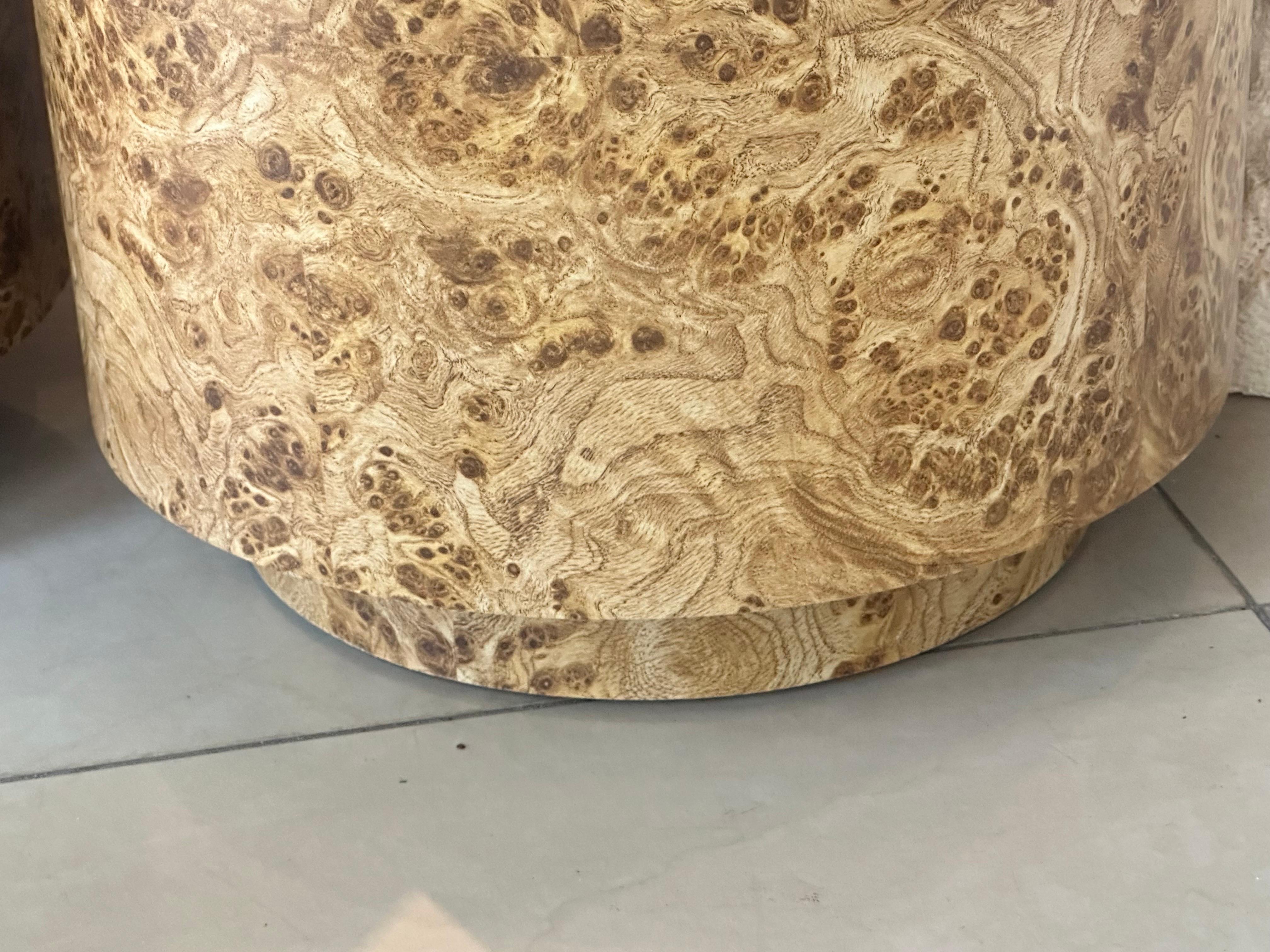 Vintage 1960s Pair of Burl Wood Laminat Drum Bänke Hocker oder Drink Tables im Angebot 5
