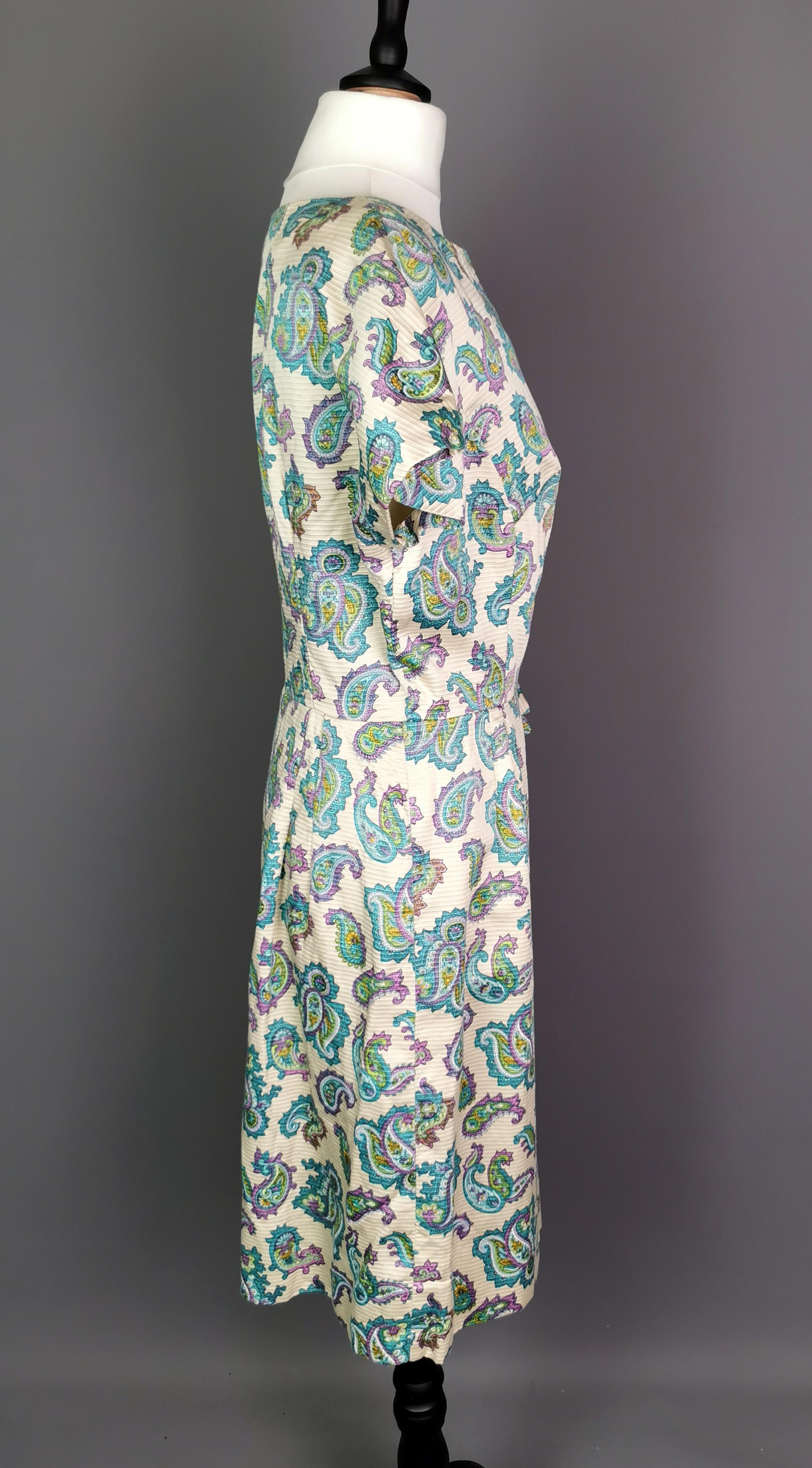 Women's Vintage 1960s Paisley print mini dress 