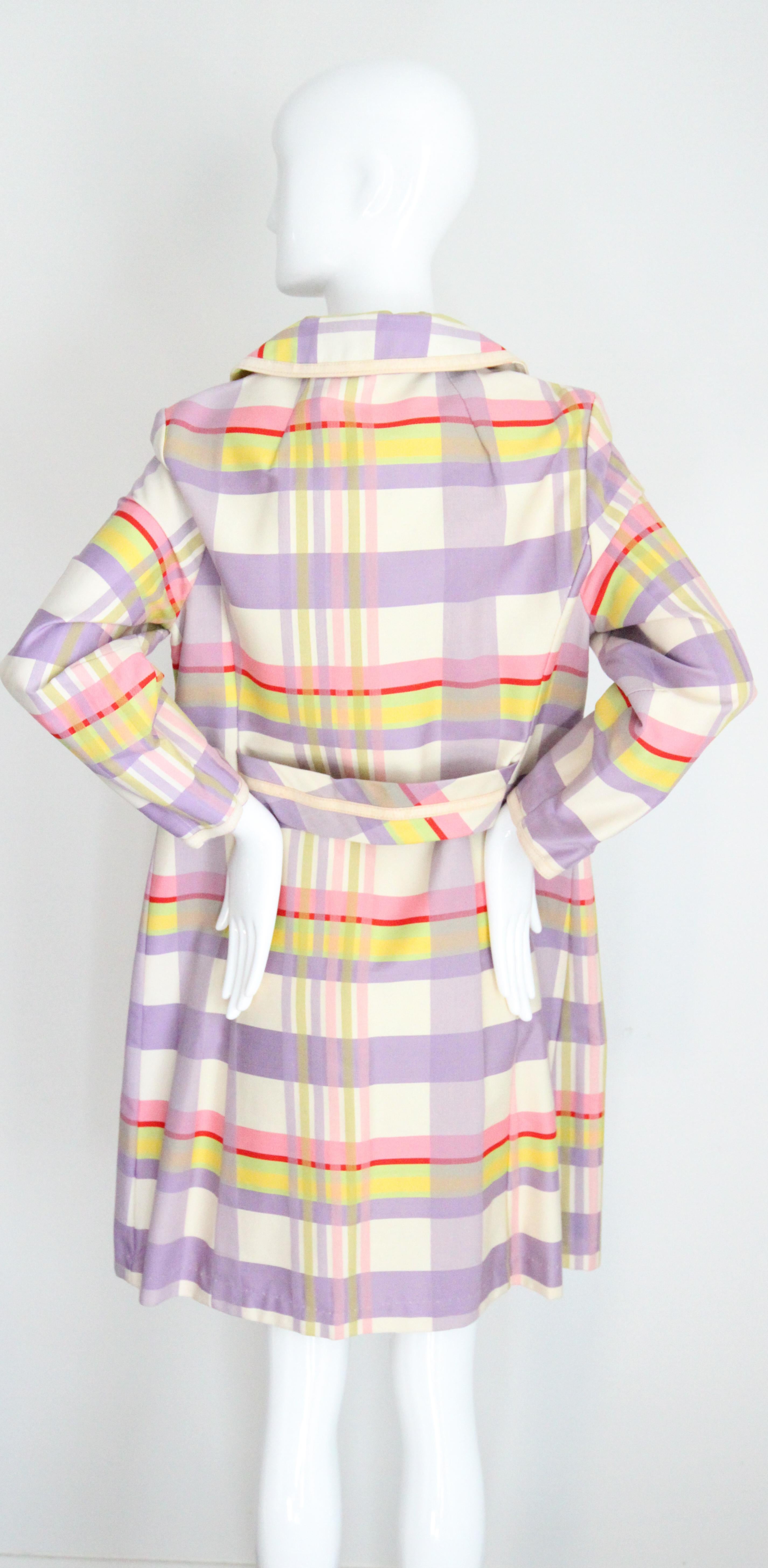 Vintage 1960's Pastel Paid Spring Coat 1960's Coat Pastel Trench Coat UK 12 US 8 For Sale 5