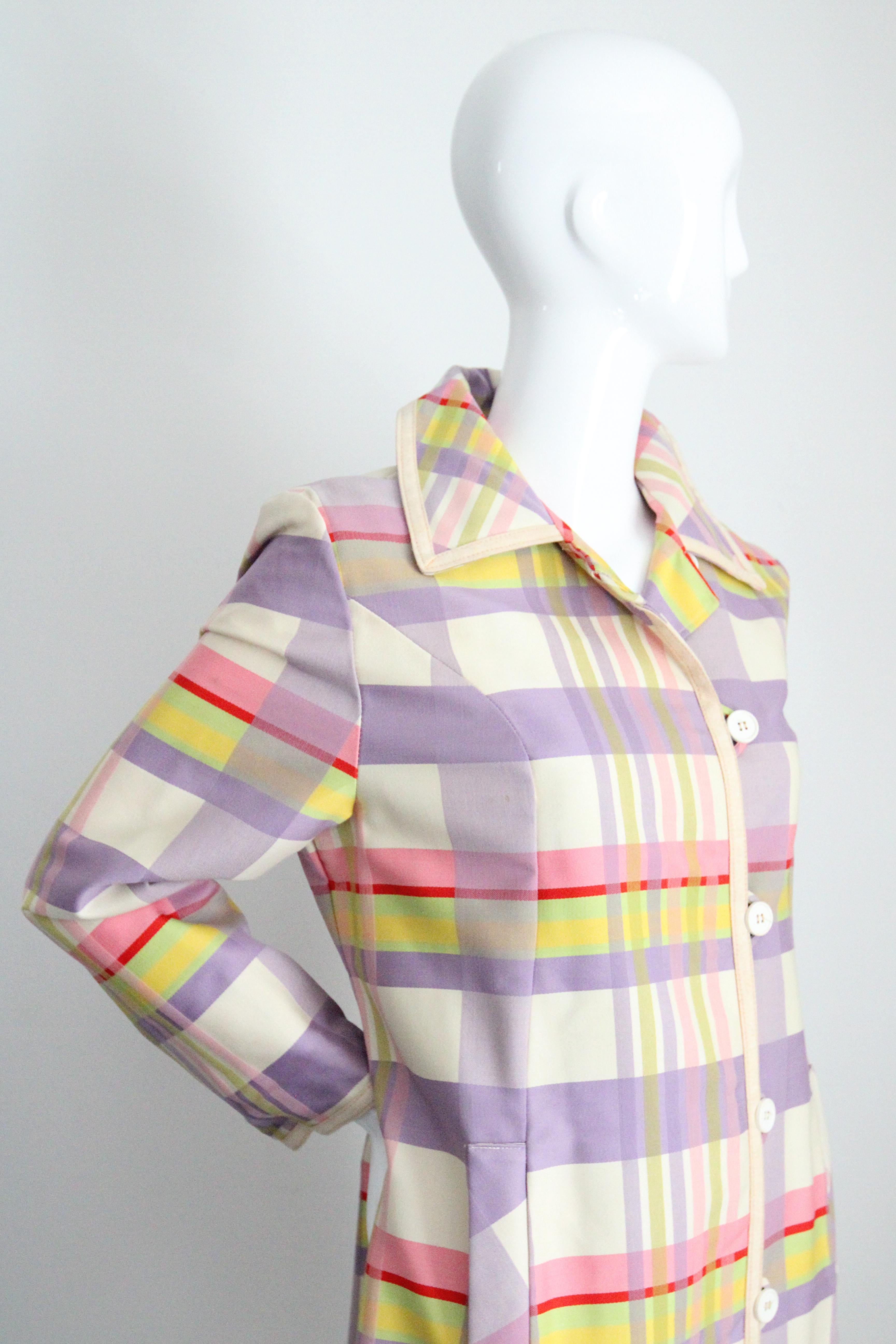 Vintage 1960's Pastel Paid Spring Coat 1960's Coat Pastel Trench Coat UK 12 US 8 For Sale 1