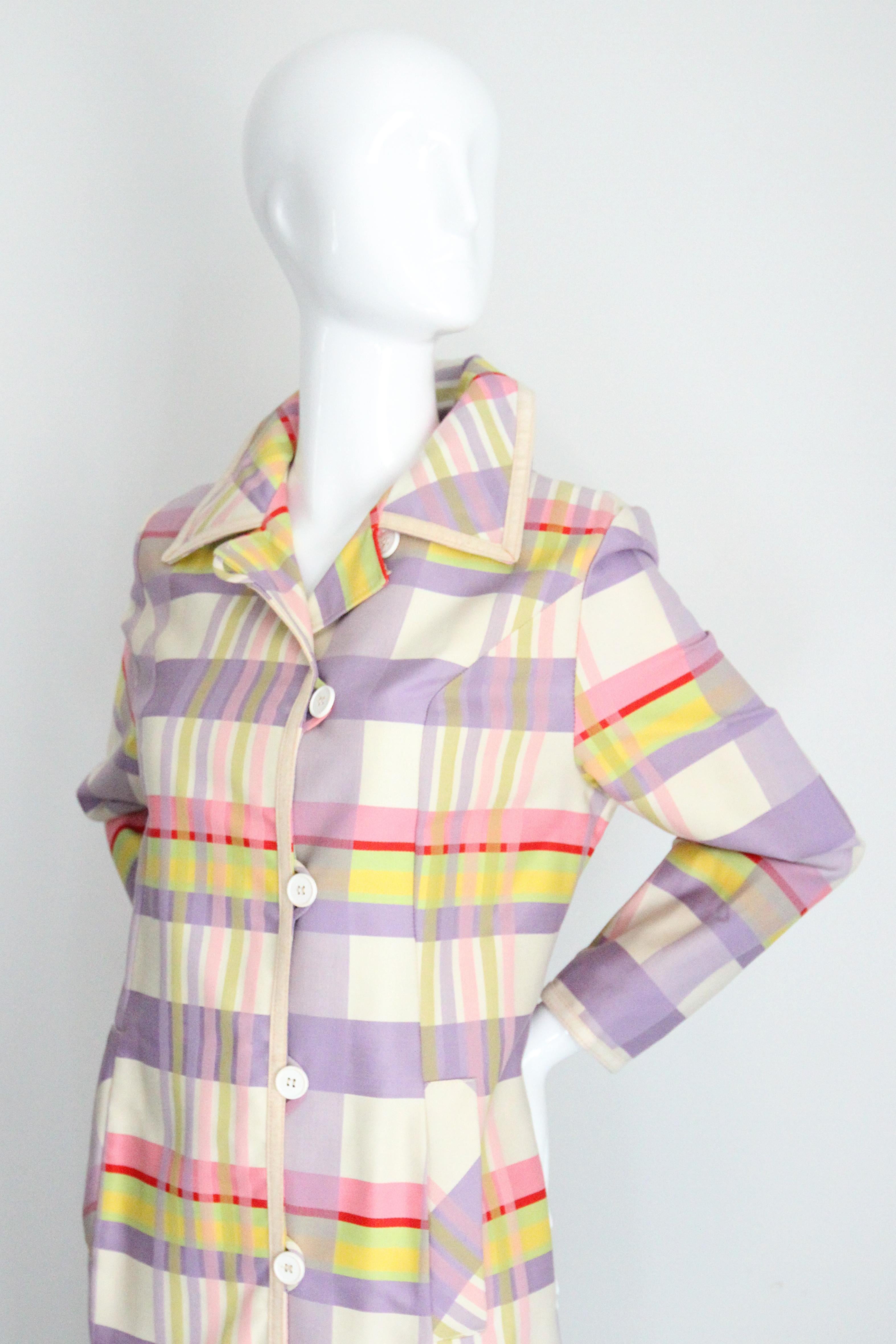 Vintage 1960's Pastel Paid Spring Coat 1960's Coat Pastel Trench Coat UK 12 US 8 For Sale 3