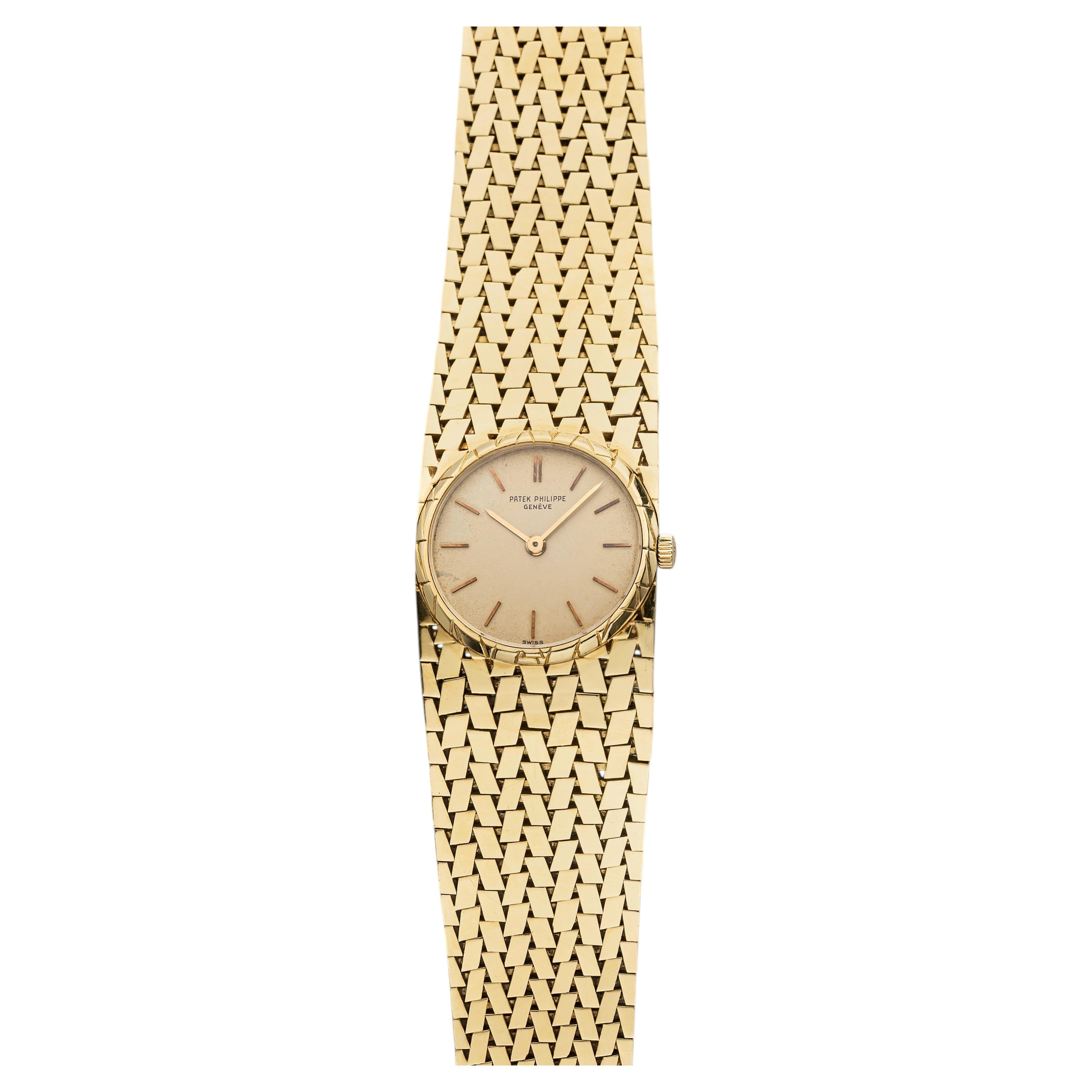 Vintage 1960s Patek Philippe 3310 18K Yellow Gold Champagne Dial Manual 29mm