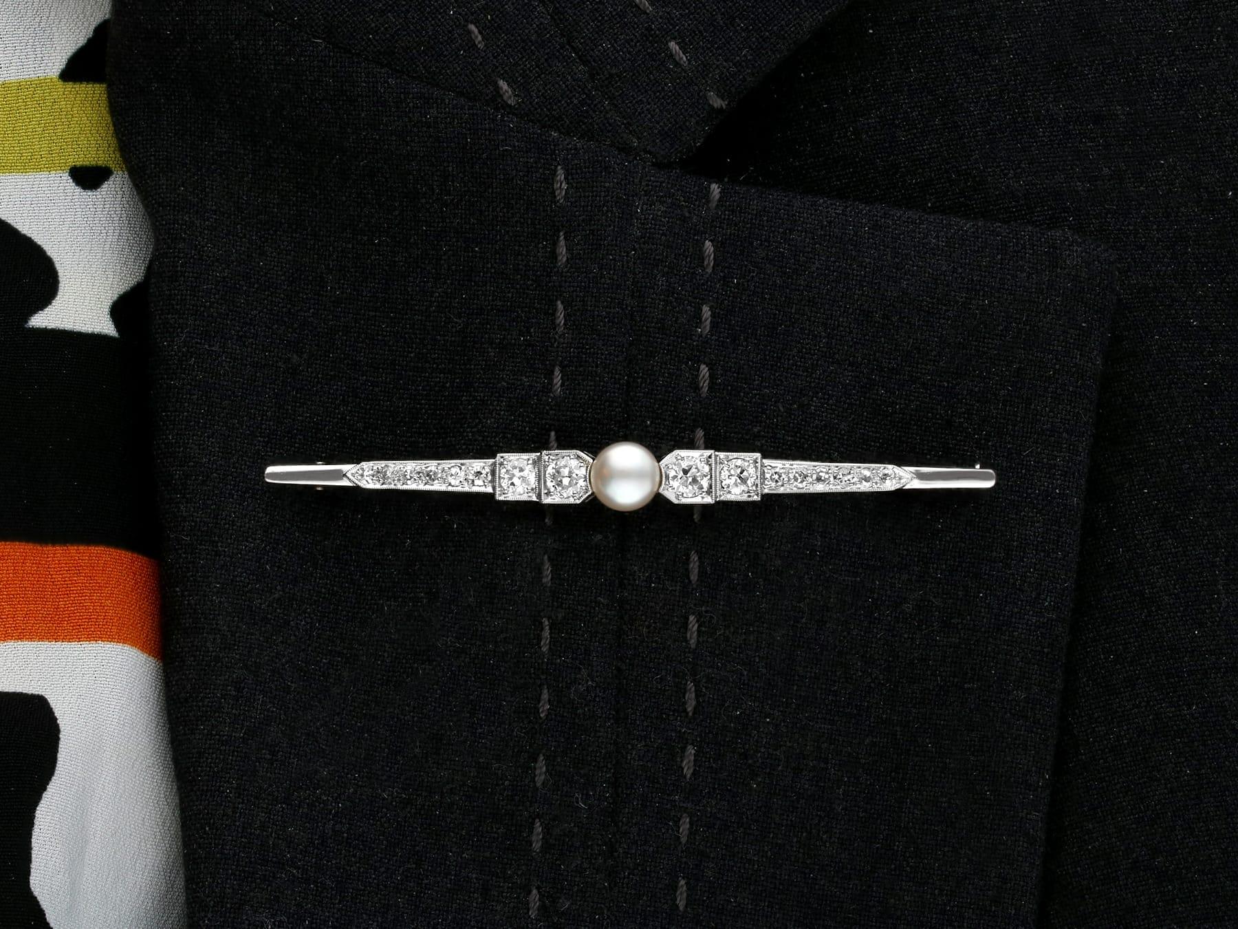 Vintage 1960s Pearl and 1.45 Carat Diamond White Gold Bar Brooch For Sale 3