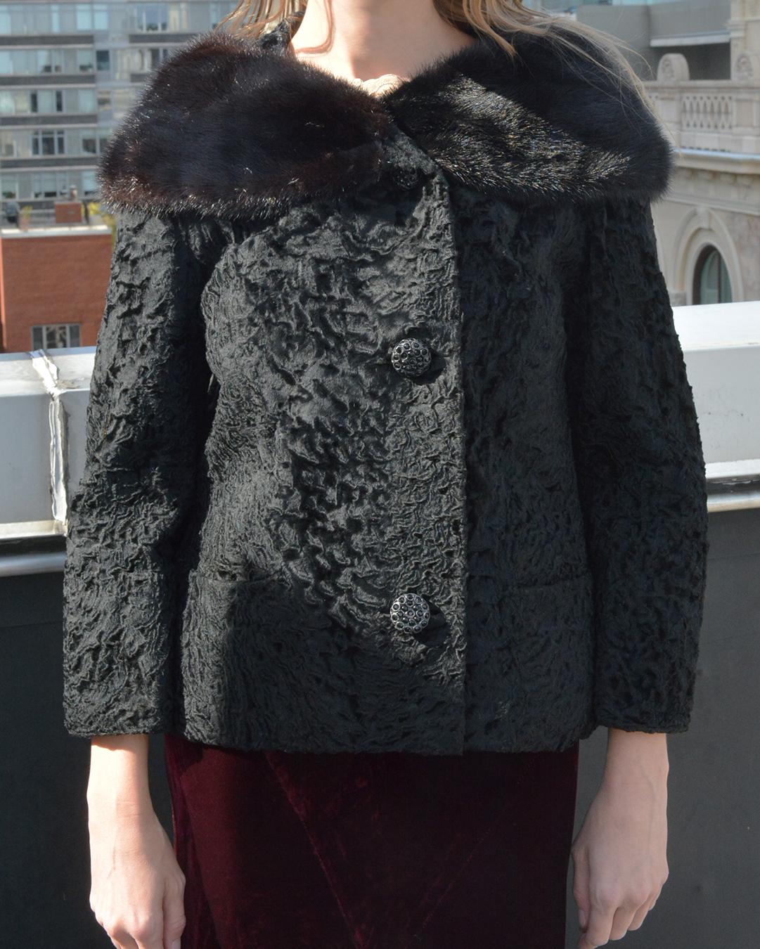 Vintage 1960s Persian Lamb Cropped Coat with Mink Collar For Sale 1