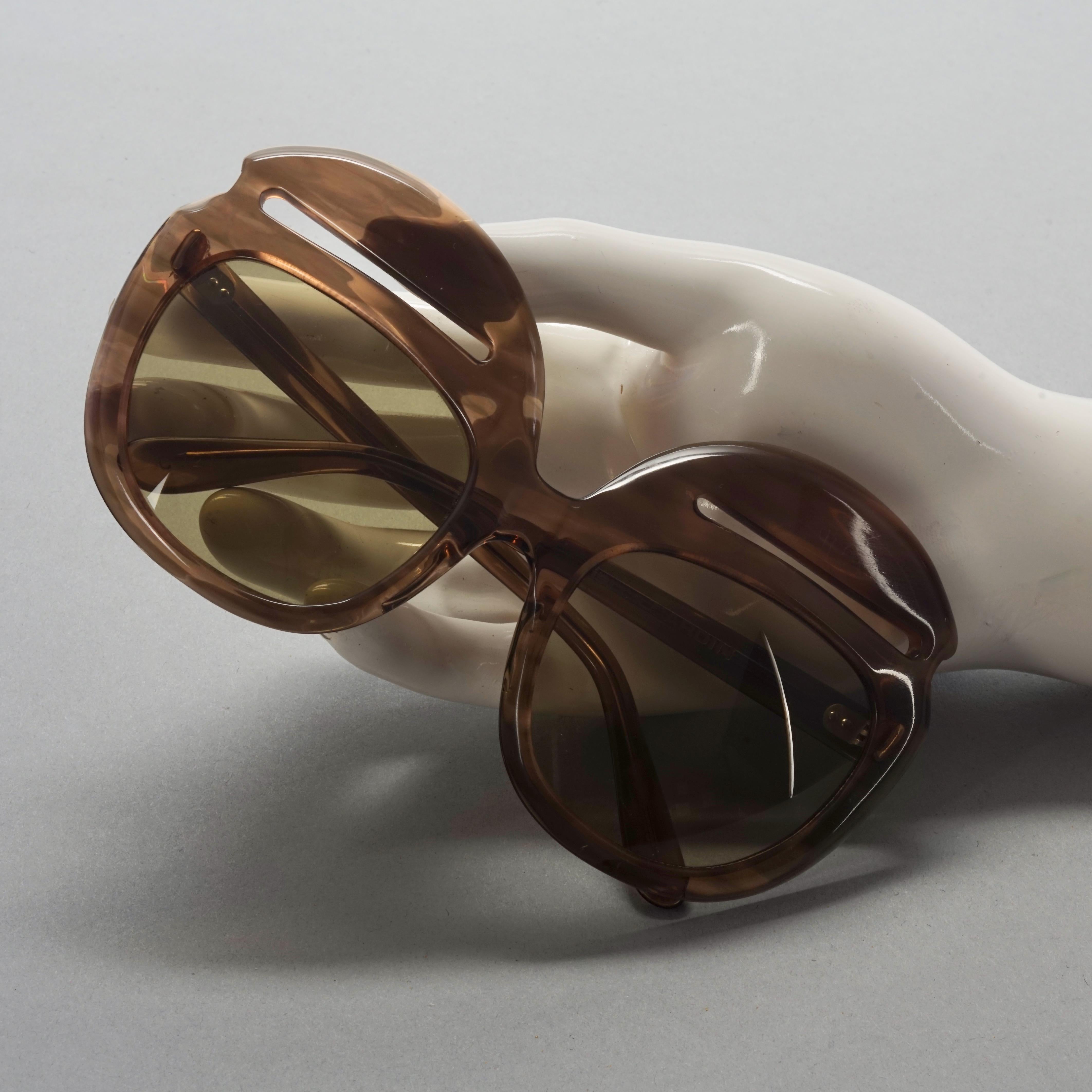 Vintage 1960s PIERRE CARDIN Iconic Oversized Eyebrow Sunglasses 3