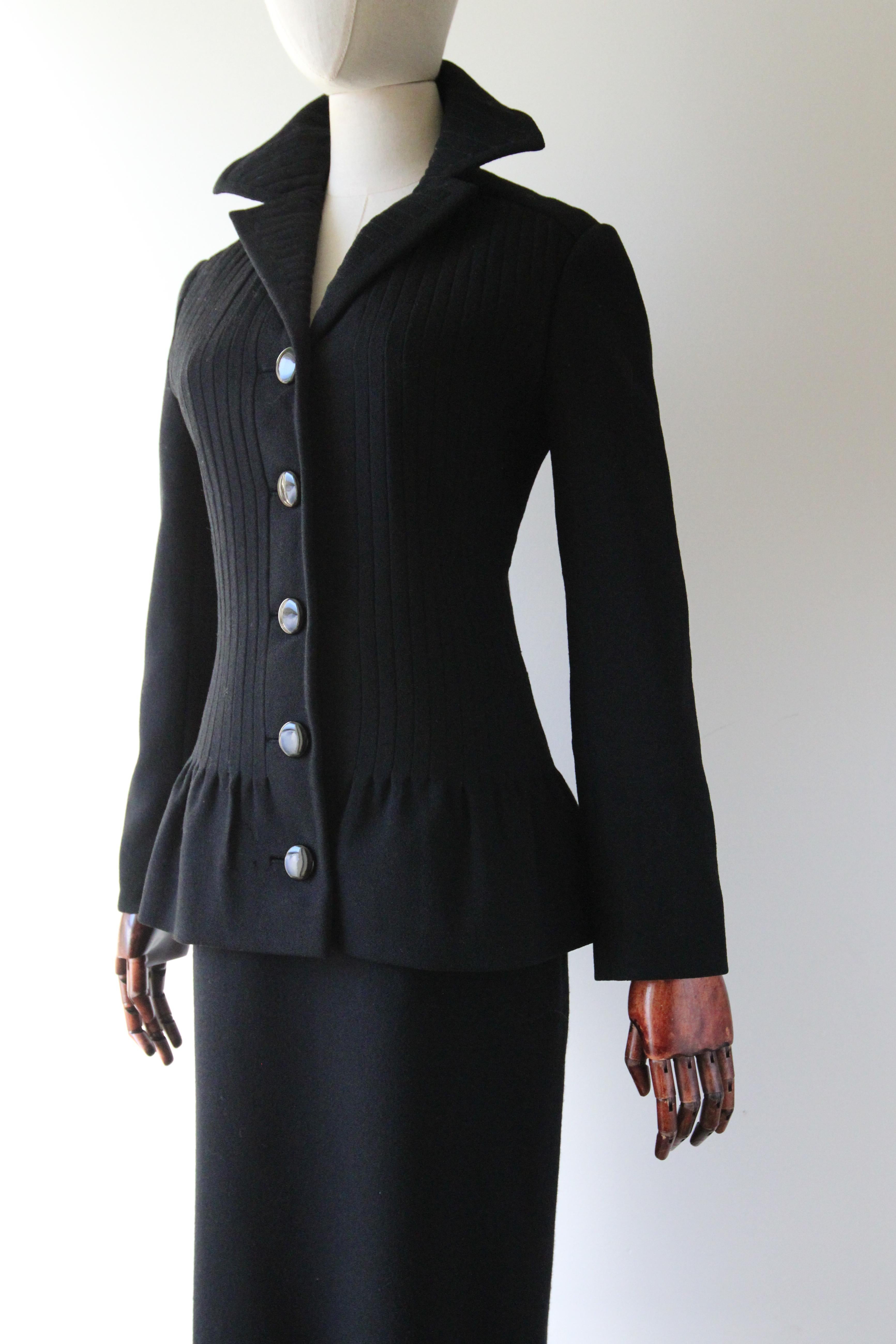 Vintage 1960's Pierre Cardin Ladies Skirt Suit Pleated Wool Suit UK 12 US 8 For Sale 3