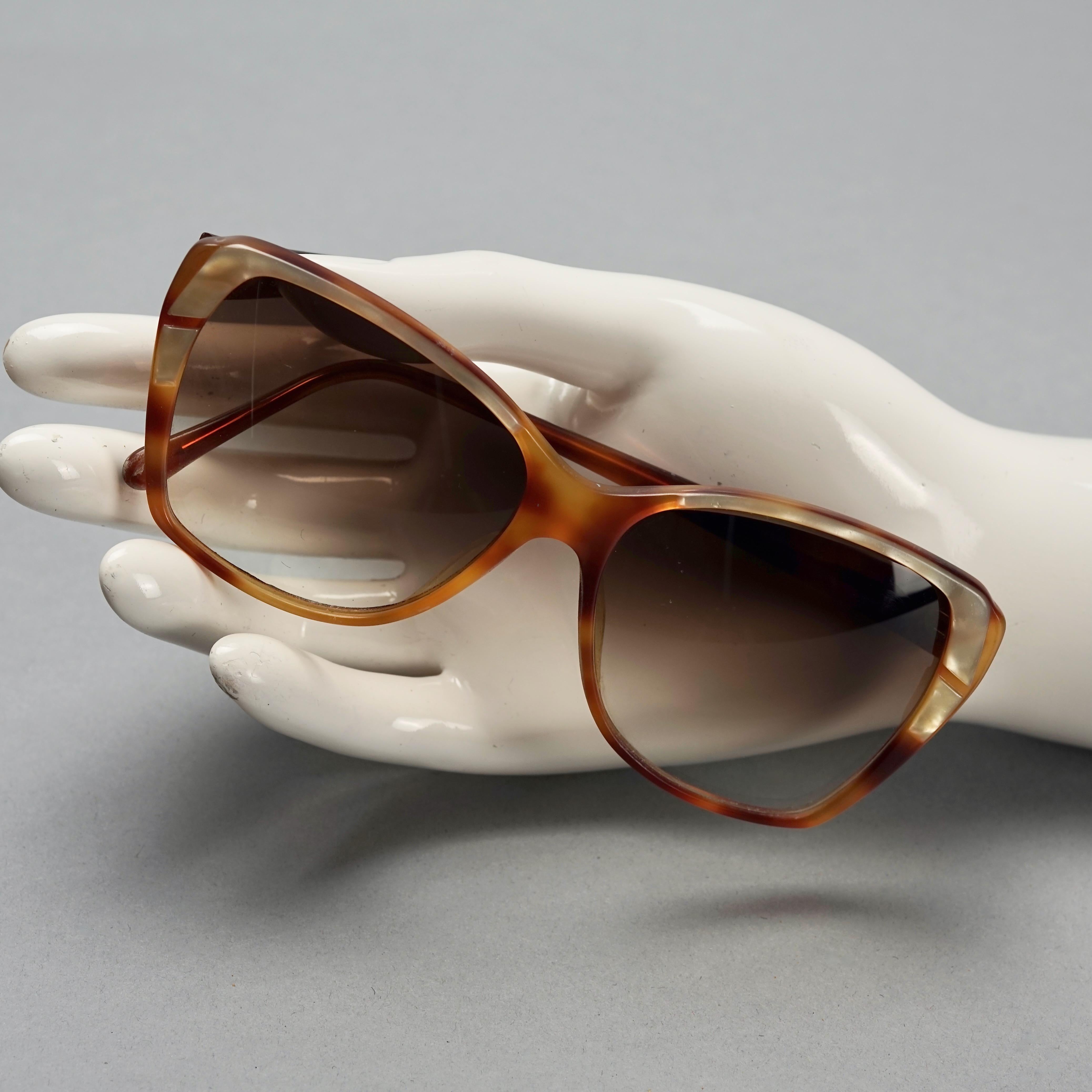 Vintage 1960s PIERRE CARDIN Tortoise Mother of Pearl Sunglasses For Sale 2