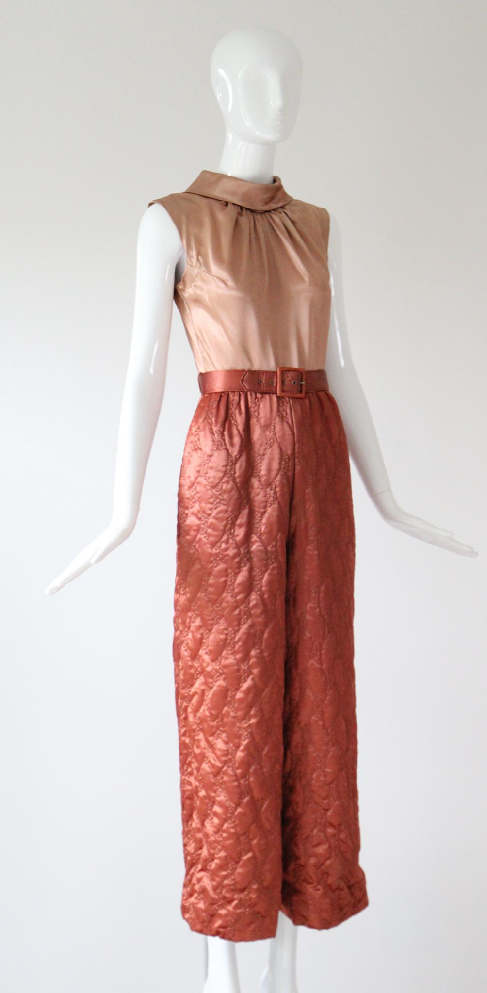 Vintage 1960's Mono Acolchado Blush and Taupe Romper Jumpsuit UK 8 US 4 en Bueno estado para la venta en Cheltenham, GB