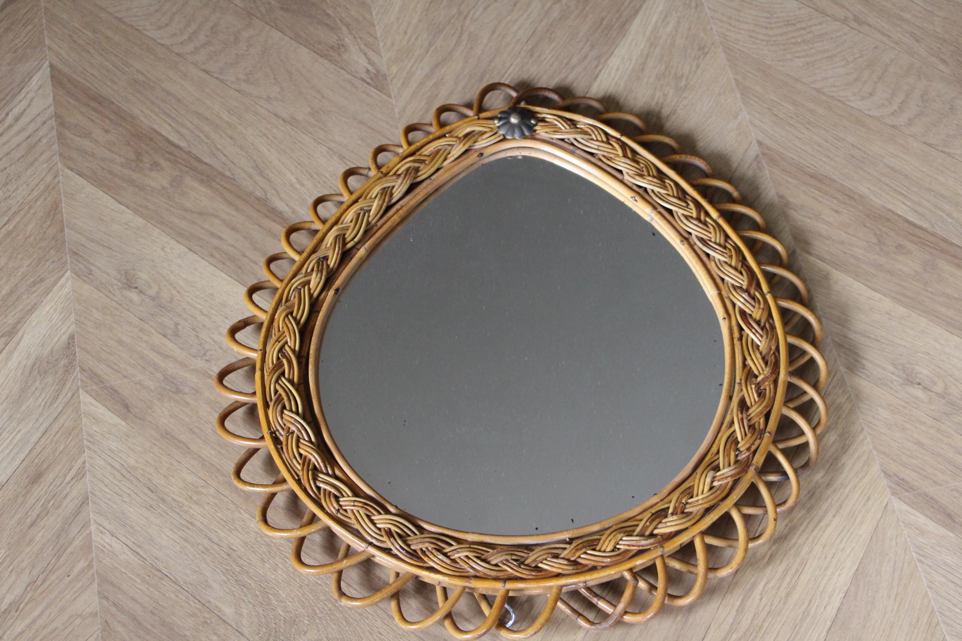 Italian Vintage 1960s Rattan and Bamboo Drop Shape Wall Mirror by Franco Albini