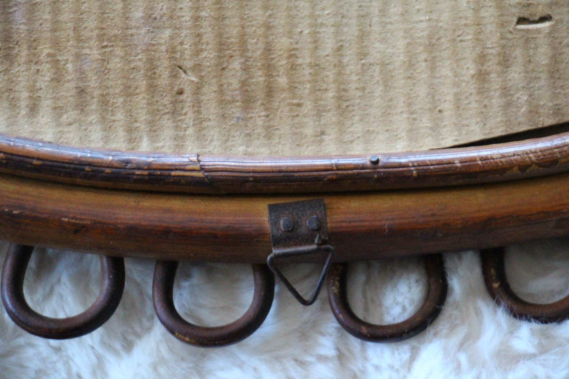 Specchio da parete ovale in rattan e bambù vintage del 1960 di Franco Albini in vendita 5