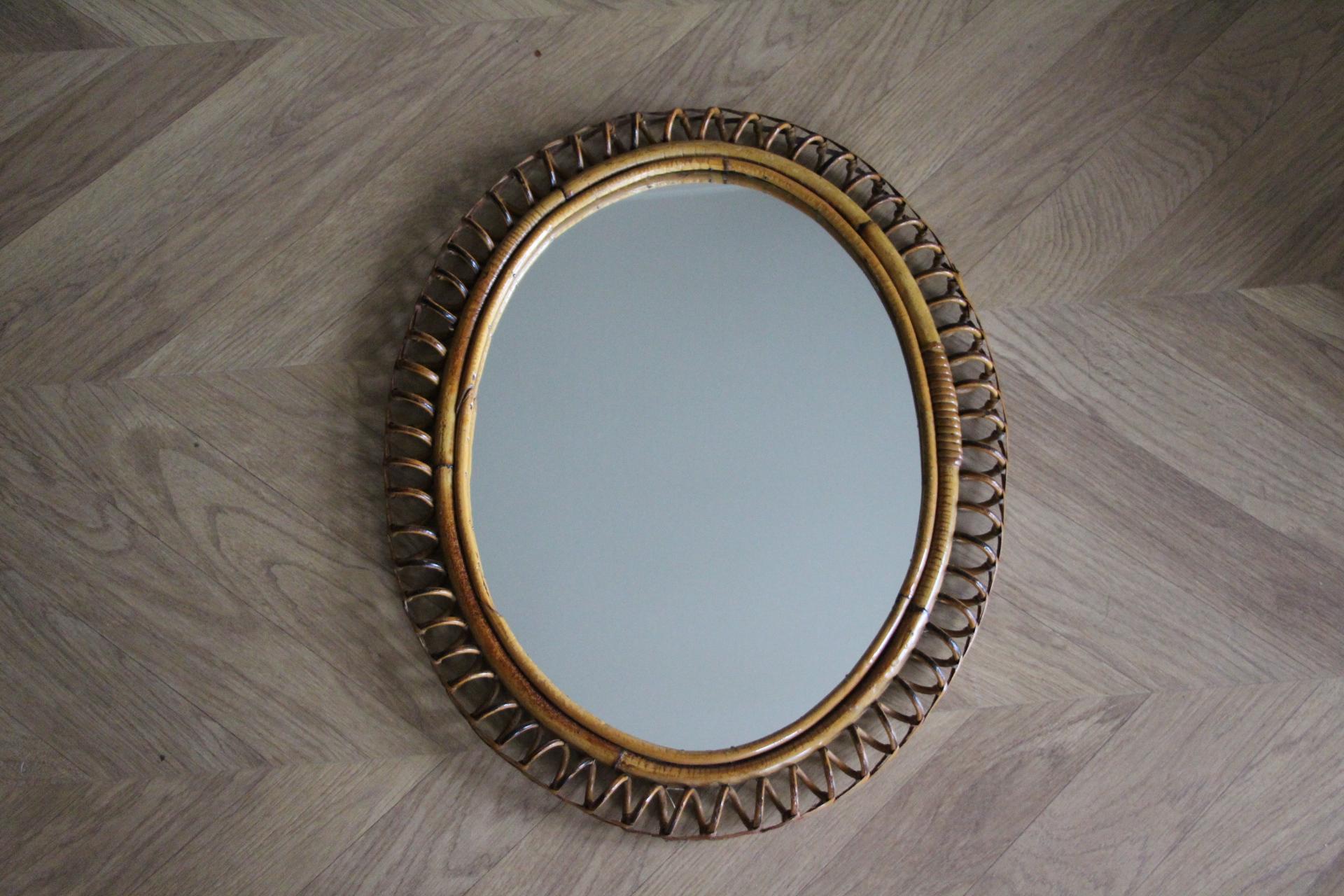 Vintage 1960s Rattan and Bamboo Oval Wall Mirror by Franco Albini 10