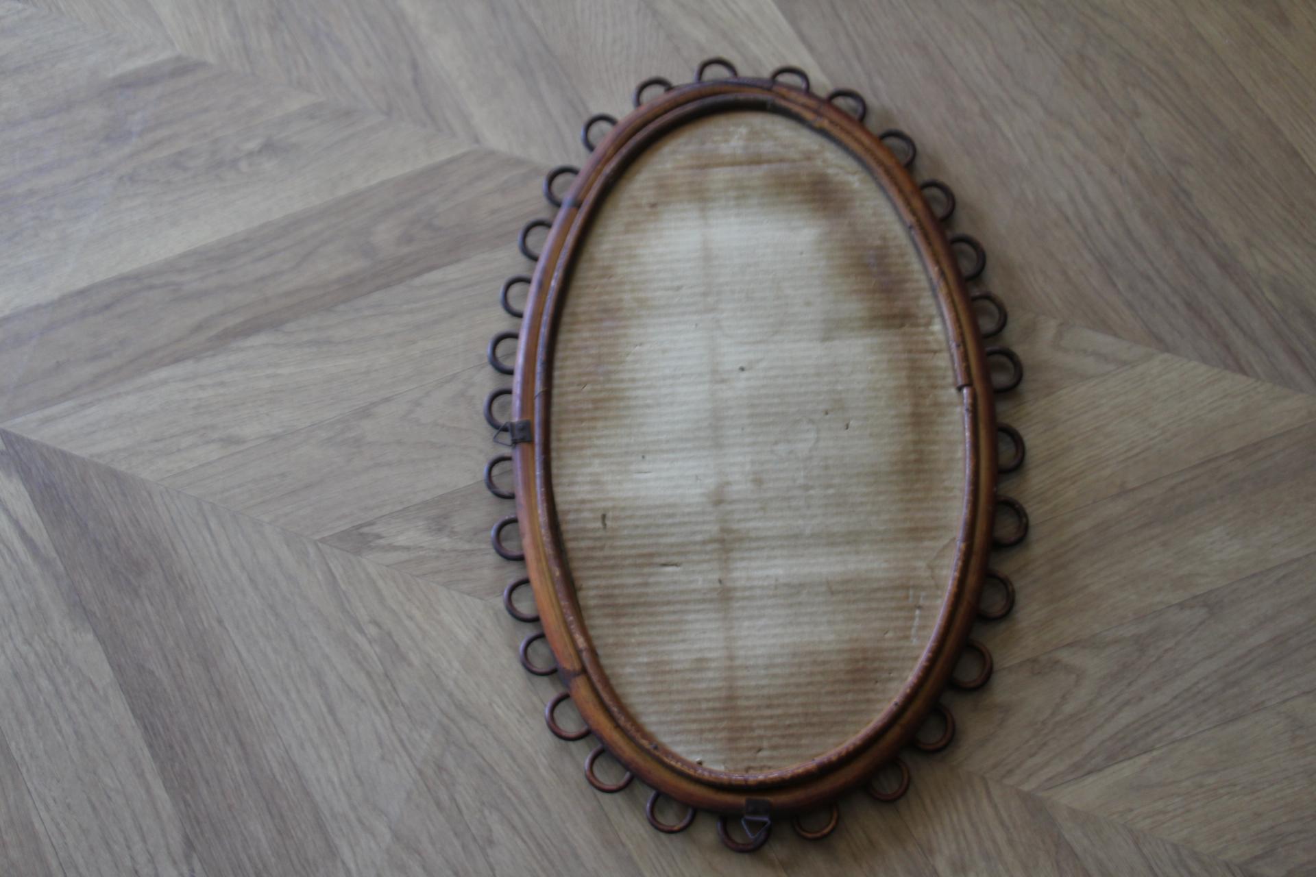 Specchio da parete ovale in rattan e bambù vintage del 1960 di Franco Albini in vendita 2