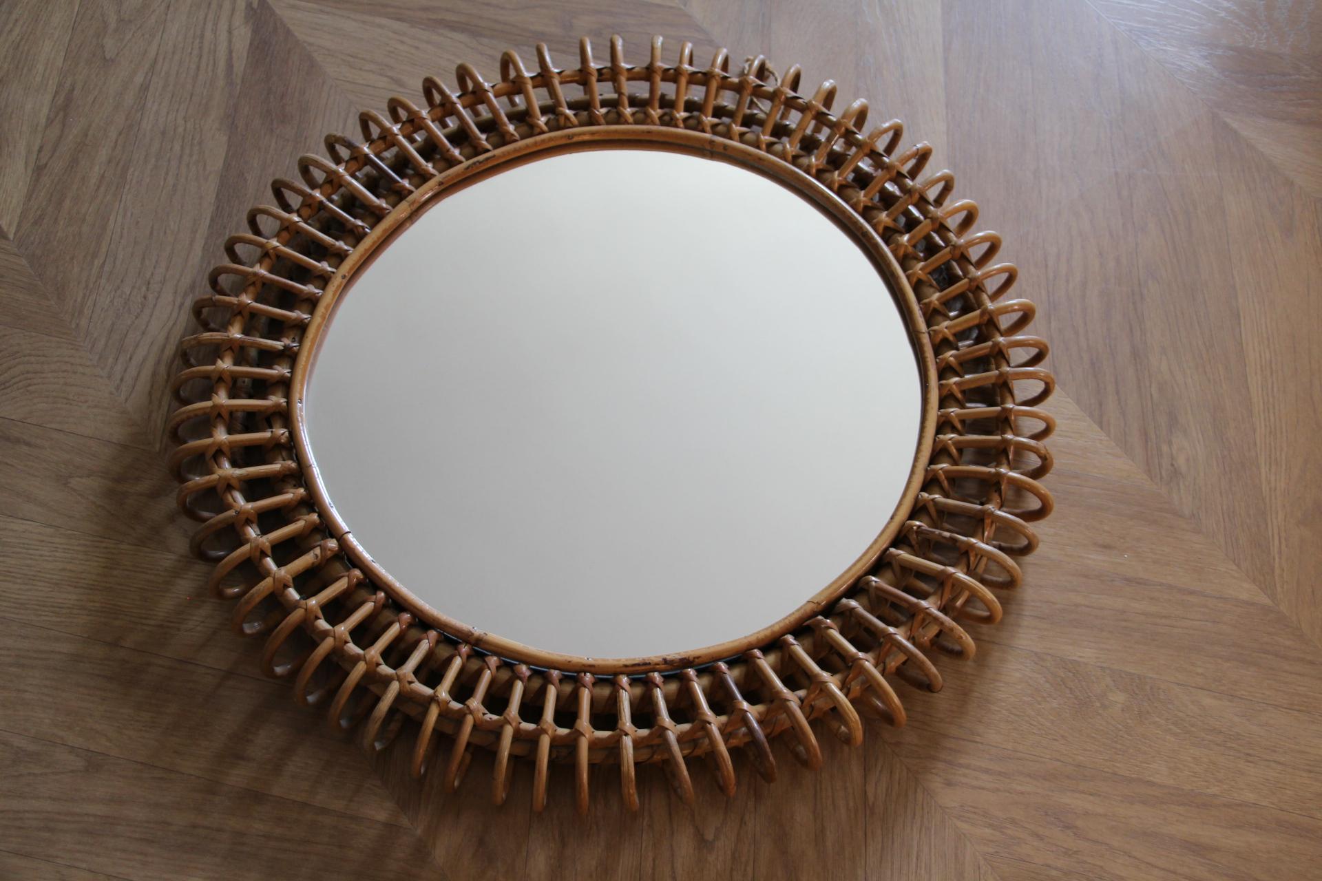 Vintage 1960s Rattan and Bamboo Round Wall Mirror by Franco Albini For Sale 7