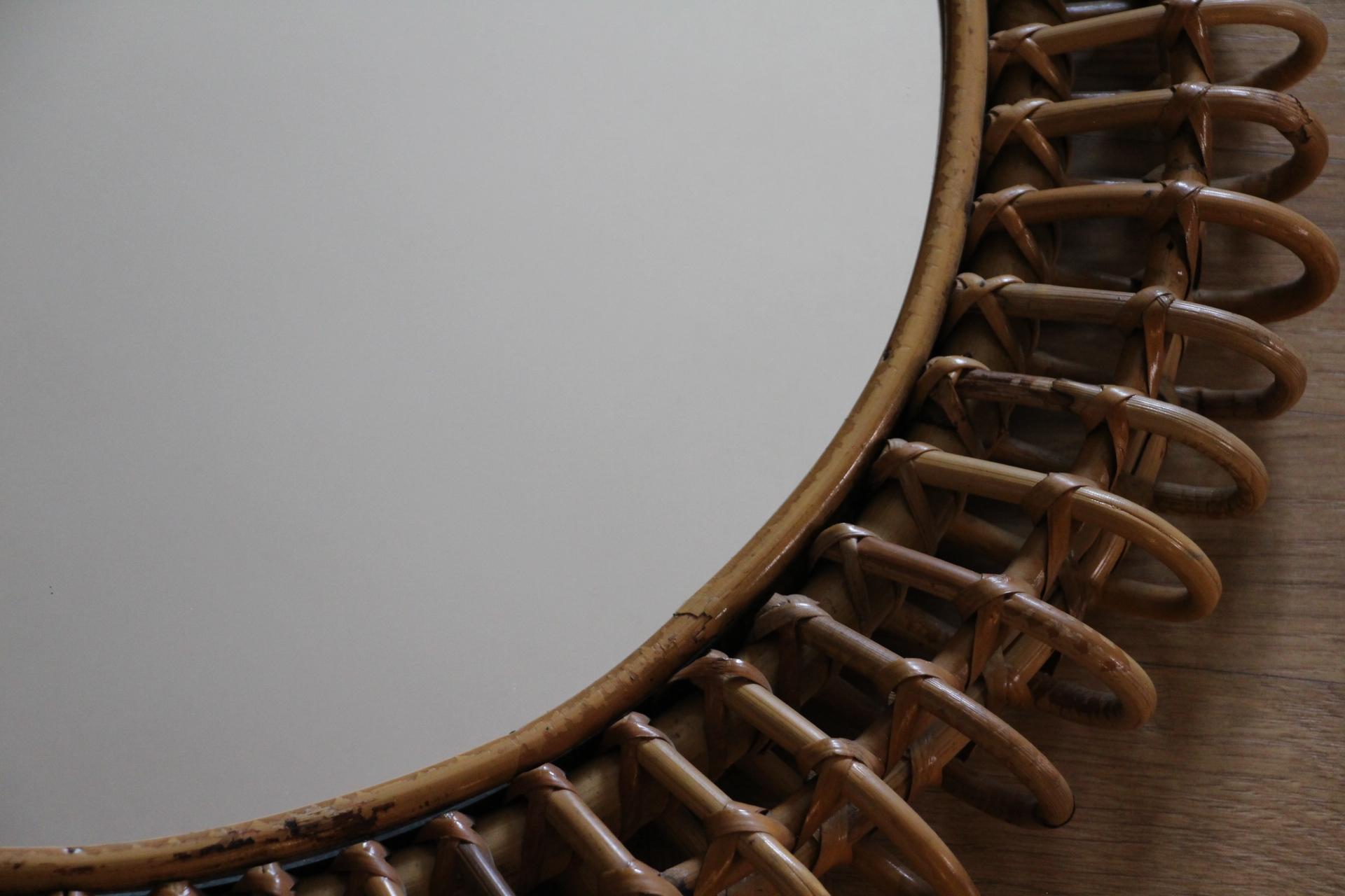 Vintage 1960s Rattan and Bamboo Round Wall Mirror by Franco Albini For Sale 8