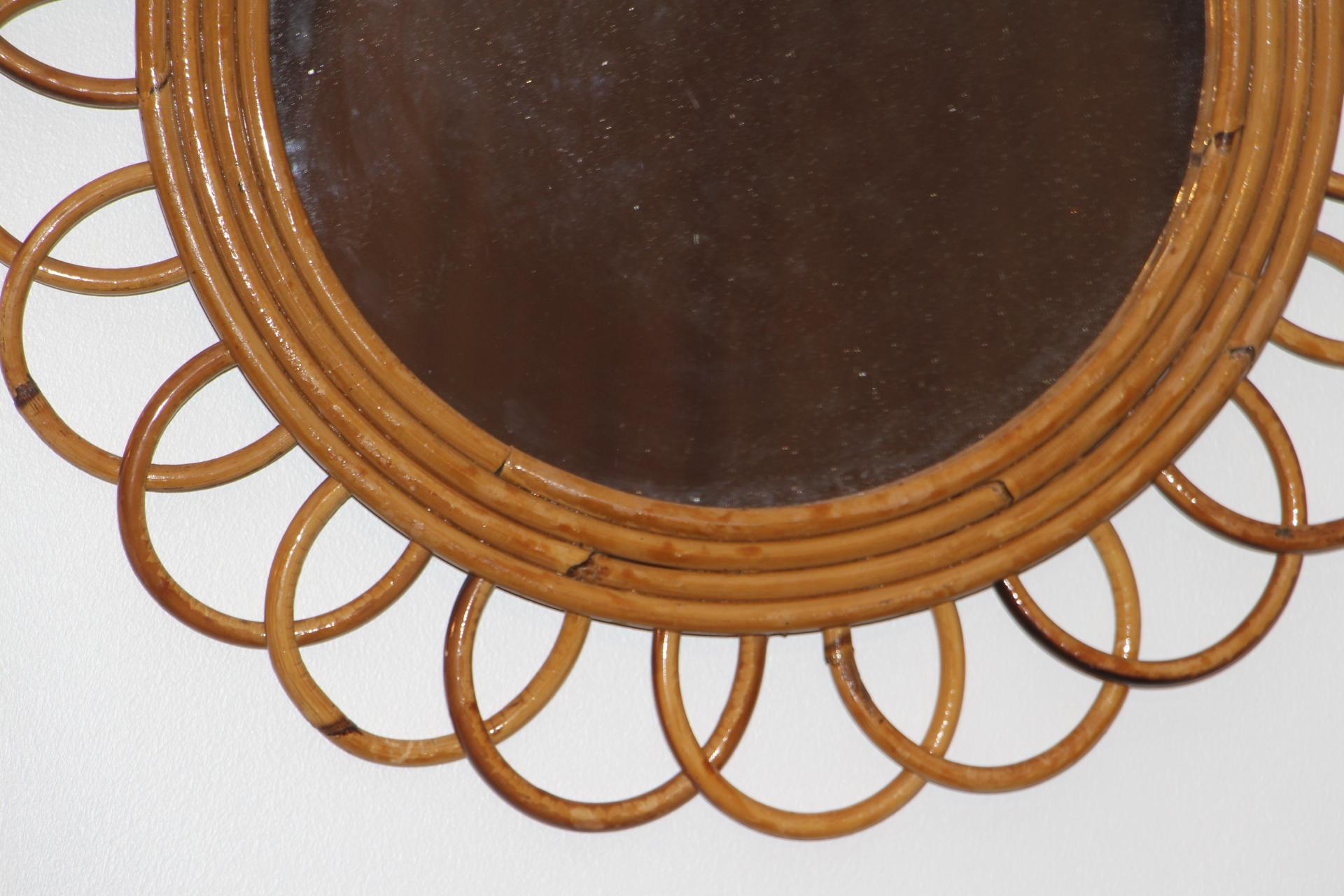 Vintage 1960’s Rattan and Bamboo Round Wall Mirror by Franco Albini In Good Condition For Sale In Saint-Ouen, FR