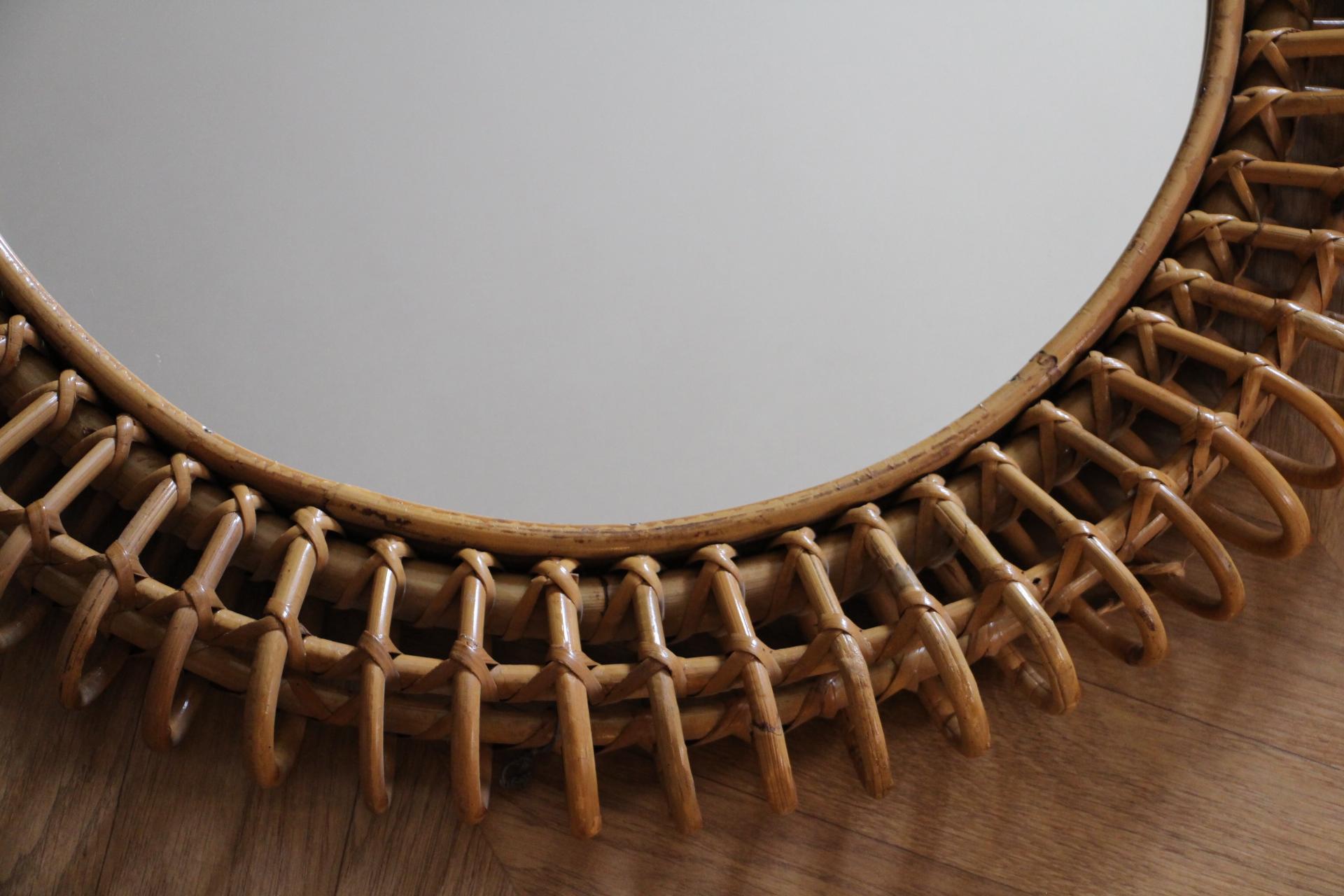 Vintage 1960s Rattan and Bamboo Round Wall Mirror by Franco Albini For Sale 1