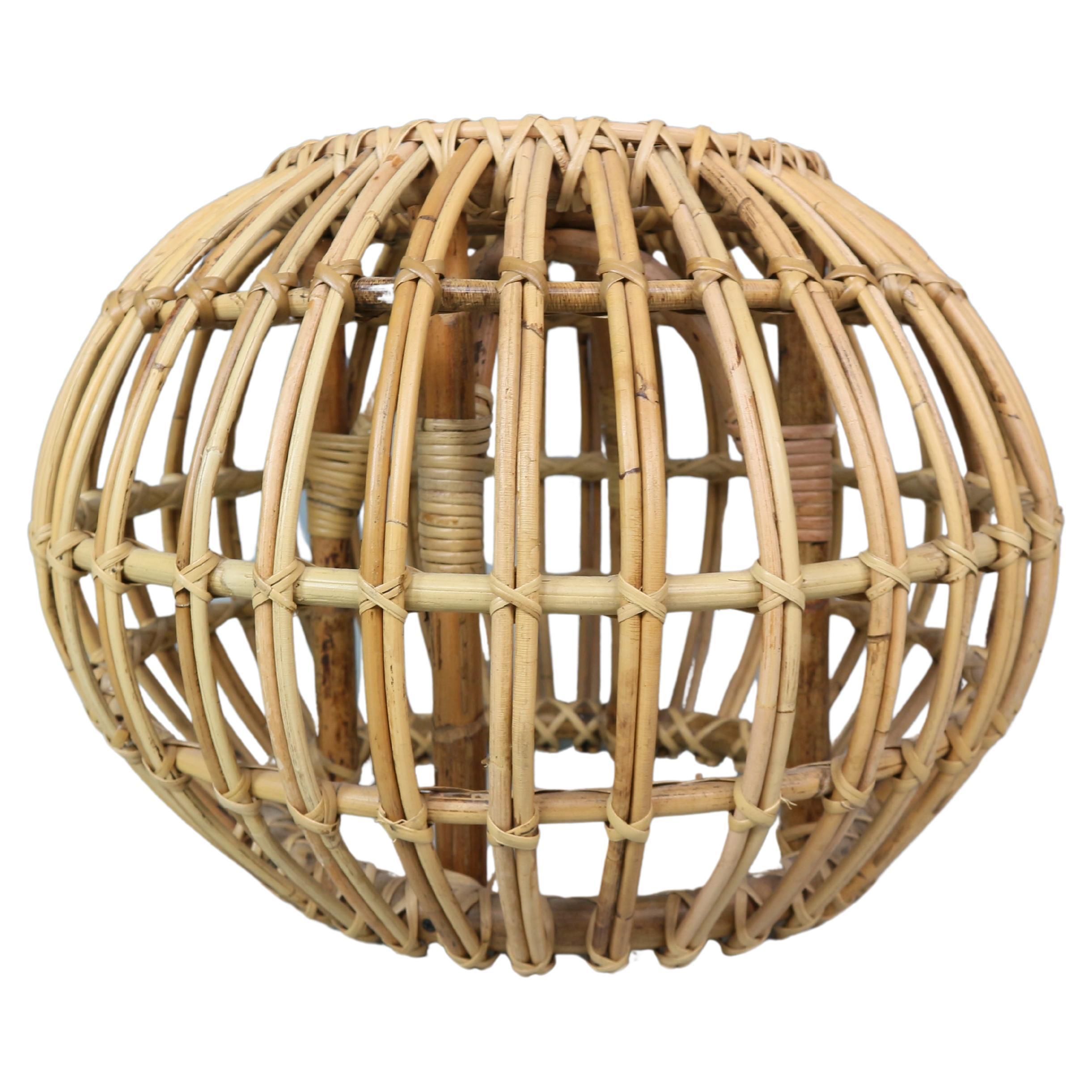 Mid-Century Modern Pouf, jardinière, tabouret ou table d'appoint en rotin vintage des années 1960 par Dirk van Sliedrecht en vente