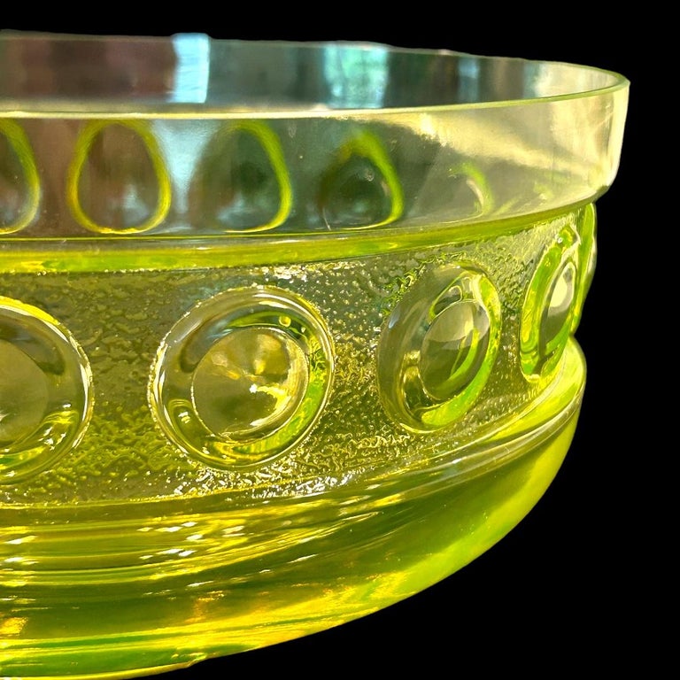 Vintage 1960s Riihimaen Vaseline/Uranium Glass Bowl, Finland Art Glass For Sale at 1stDibs