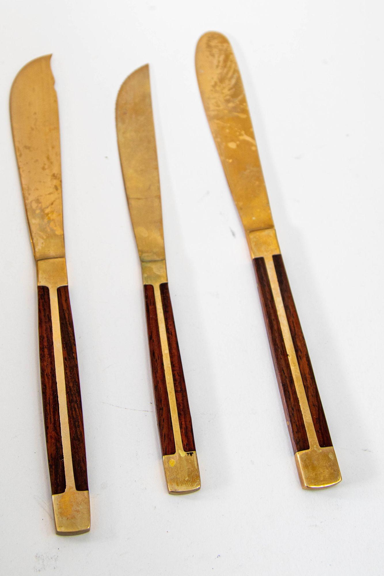 Vintage 1960s Rosewood and Bronze Flatware Set by Jean Claude 89 pieces In Good Condition For Sale In North Hollywood, CA