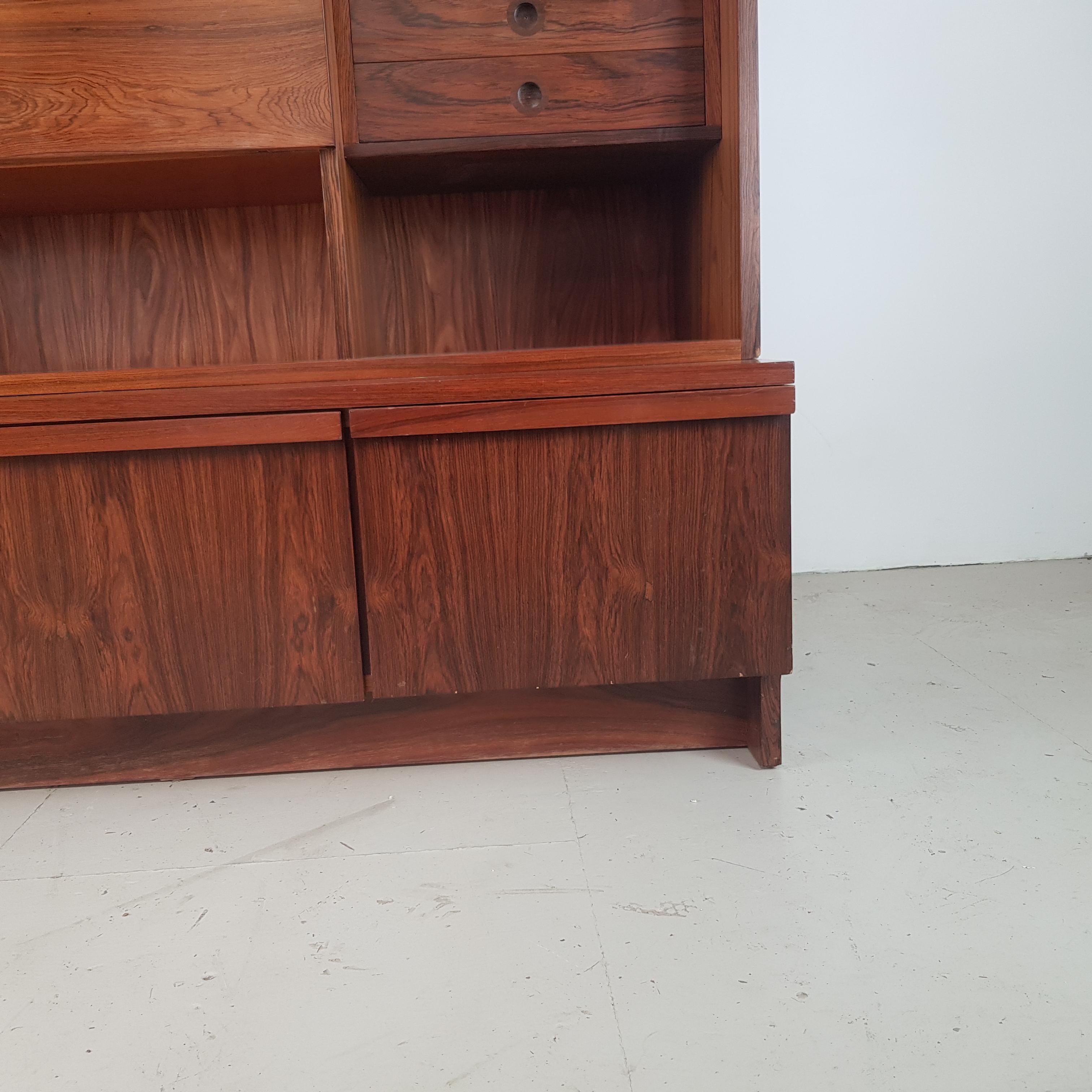 Vintage 1960s Rosewood Wall Unit by Robert Heritage for Archie Shine For Sale 6