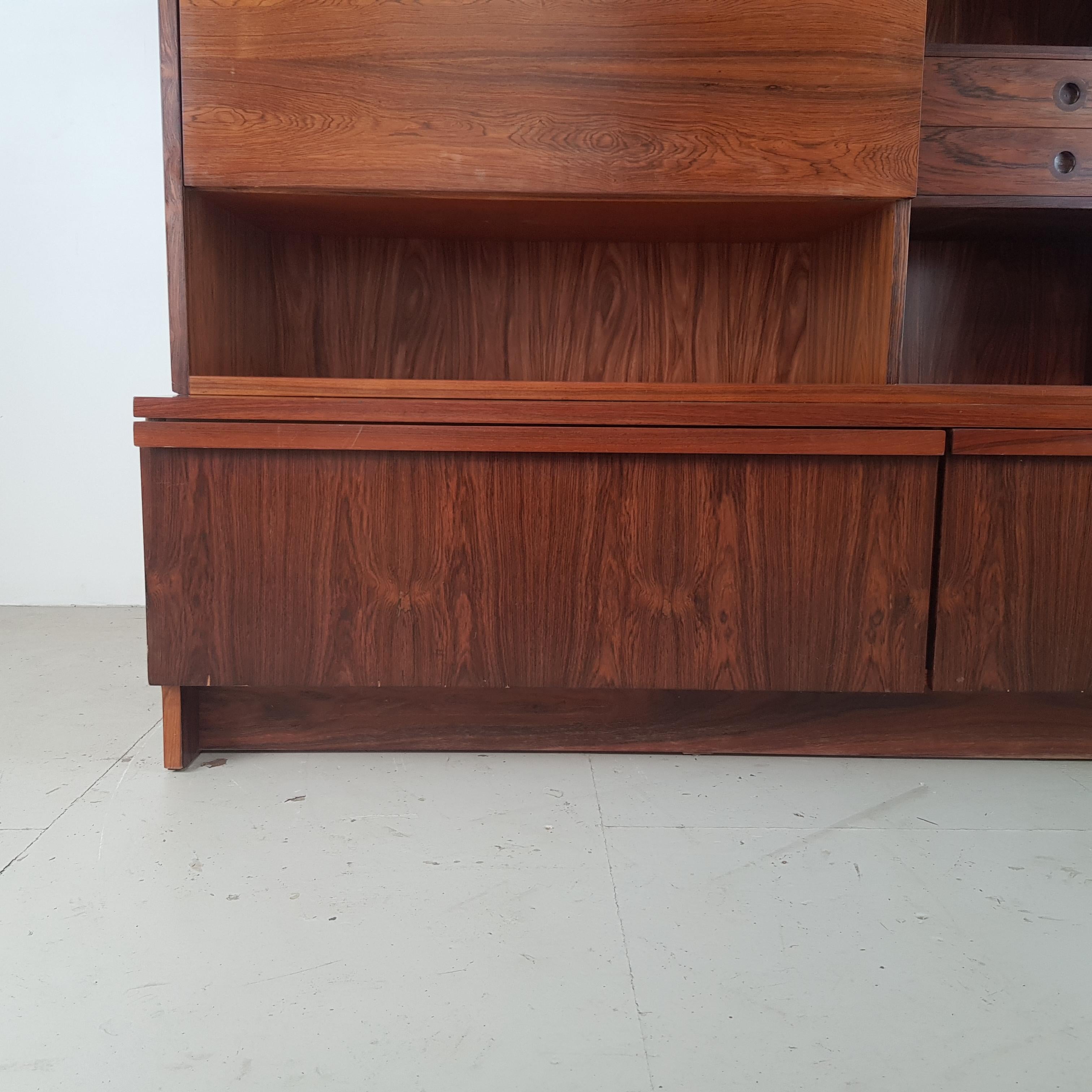 Vintage 1960s Rosewood Wall Unit by Robert Heritage for Archie Shine For Sale 7