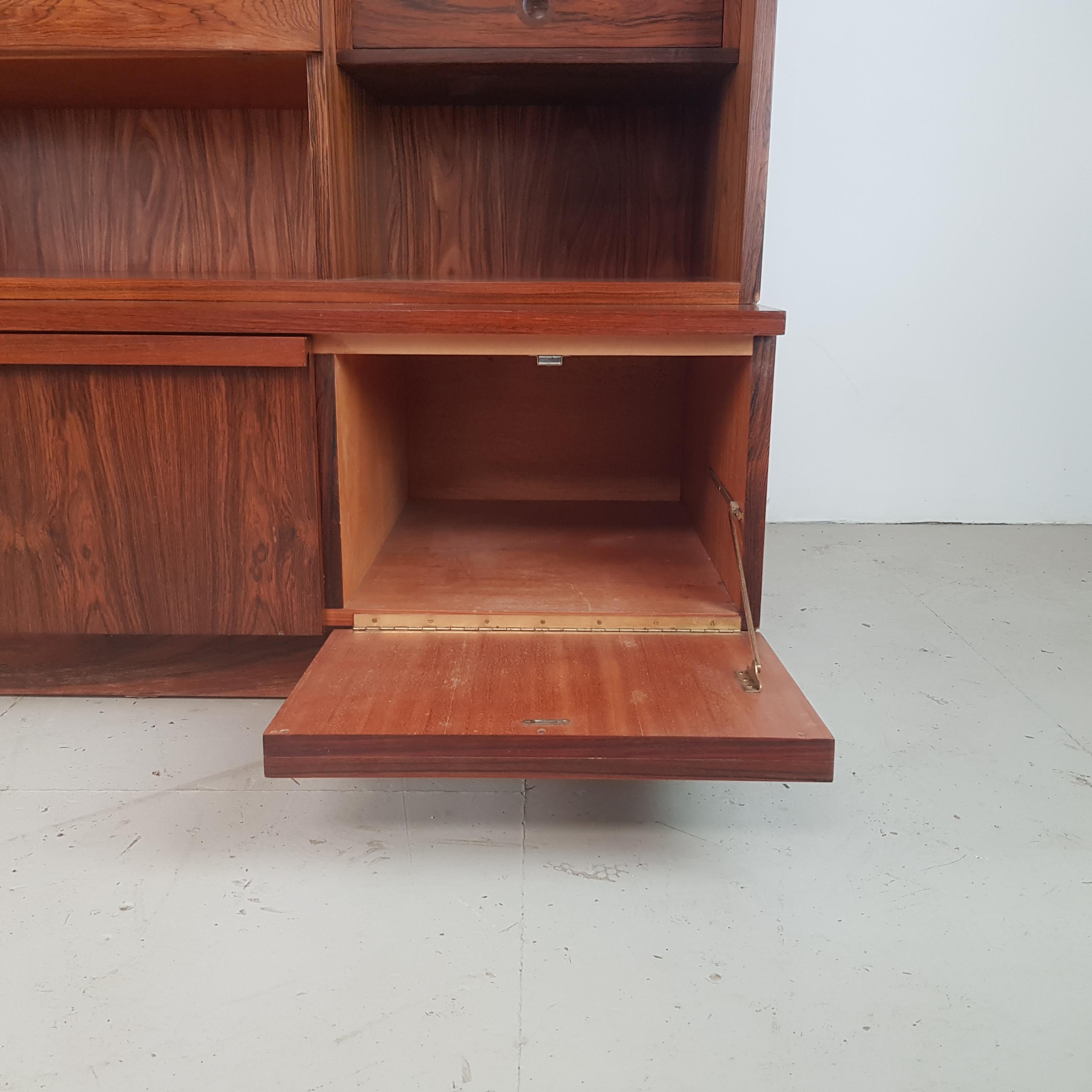 British Vintage 1960s Rosewood Wall Unit by Robert Heritage for Archie Shine For Sale