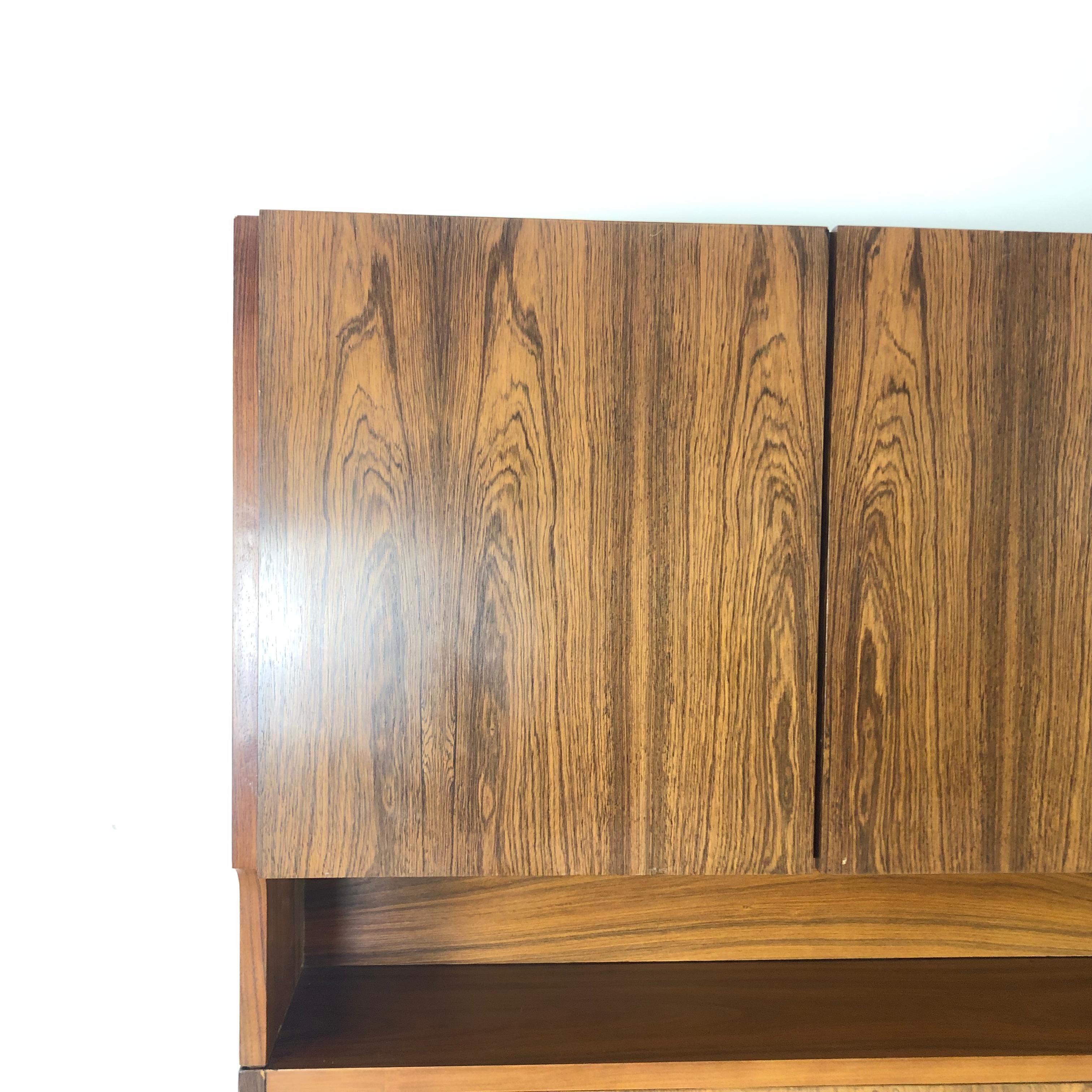 Vintage 1960s Rosewood Wall Unit by Robert Heritage for Archie Shine In Good Condition For Sale In Lewes, East Sussex