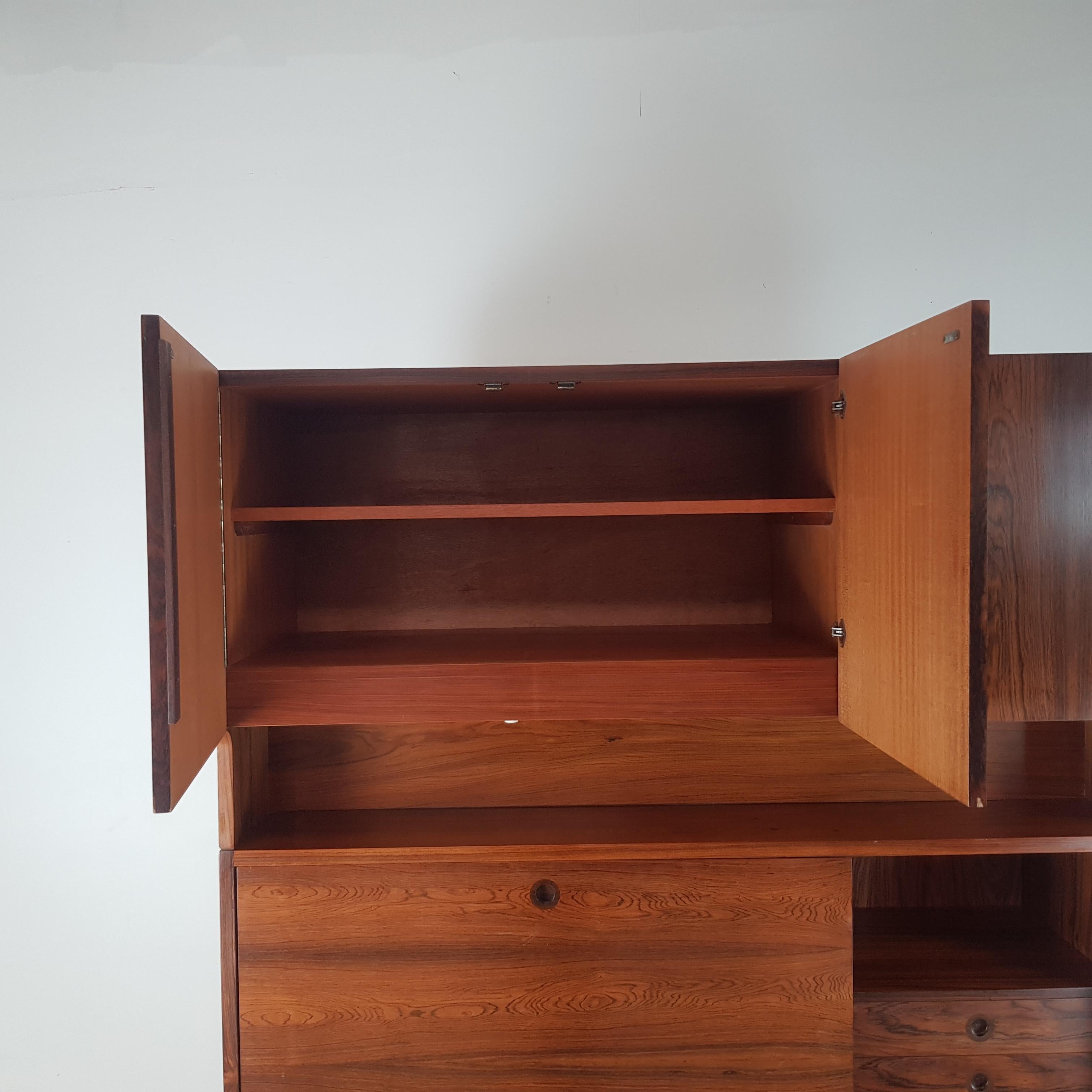 Vintage 1960s Rosewood Wall Unit by Robert Heritage for Archie Shine For Sale 3