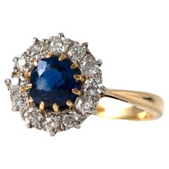 Vintage 1960s Sapphire Diamond Halo 18ct Gold Ring