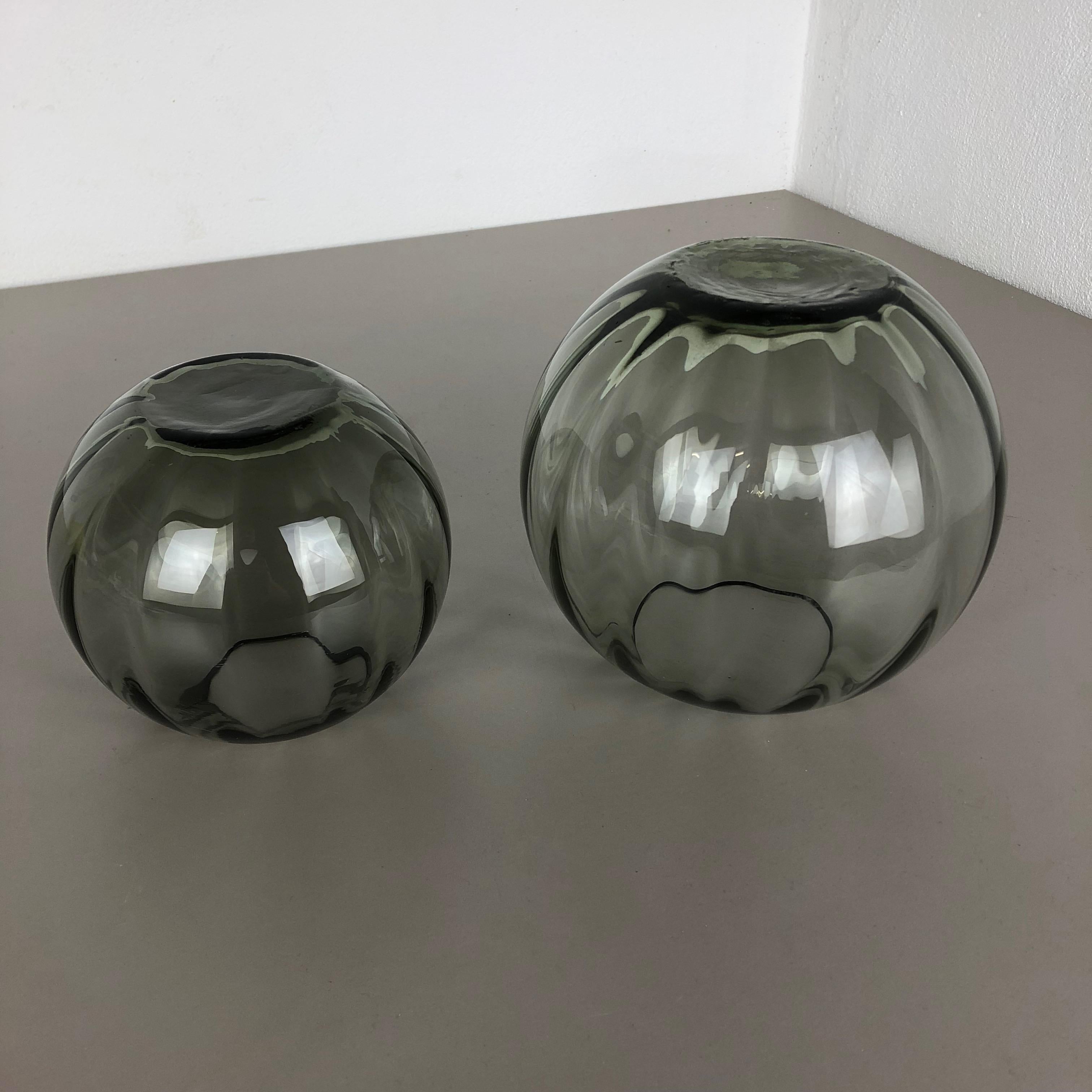 Ensemble de 2 vases boule vintage des années 1960 Turmaline Wilhelm Wagenfeld WMF Allemagne n°2 en vente 5