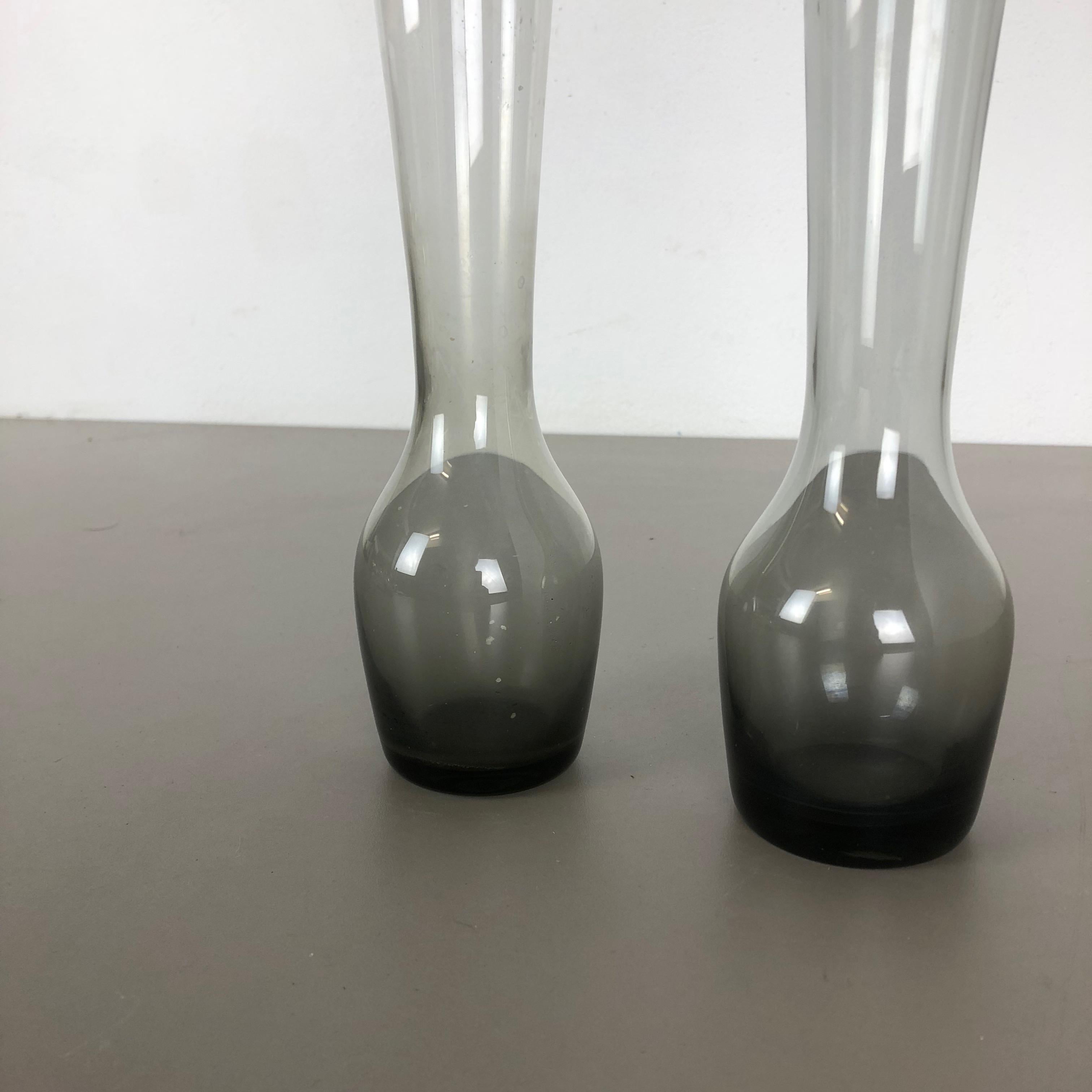 Vintage 1960s Set of 2 Turmalin Vases by Wilhelm Wagenfeld for WMF, Germany In Good Condition For Sale In Kirchlengern, DE