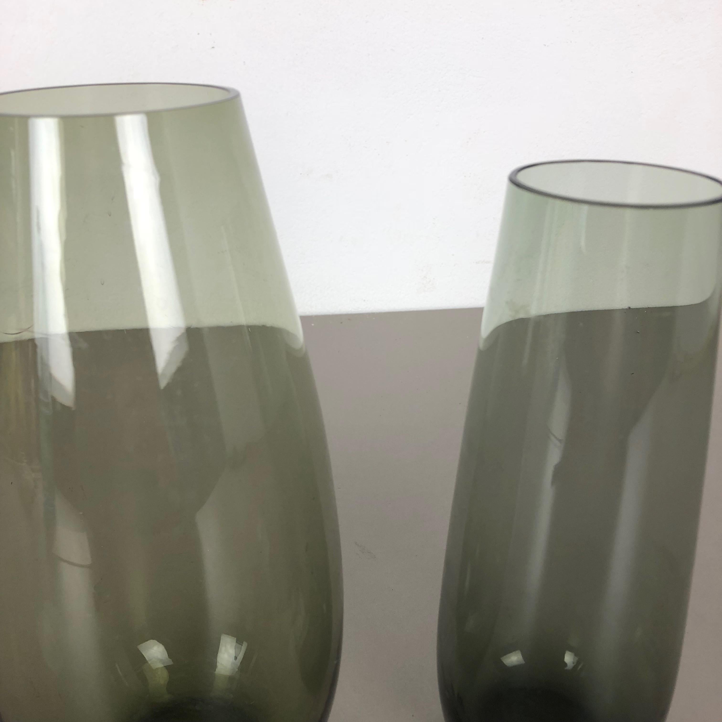 Milieu du XXe siècle Vintage 1960s Set of 2 Turmalin Vases by Wilhelm Wagenfeld for WMF:: Germany en vente