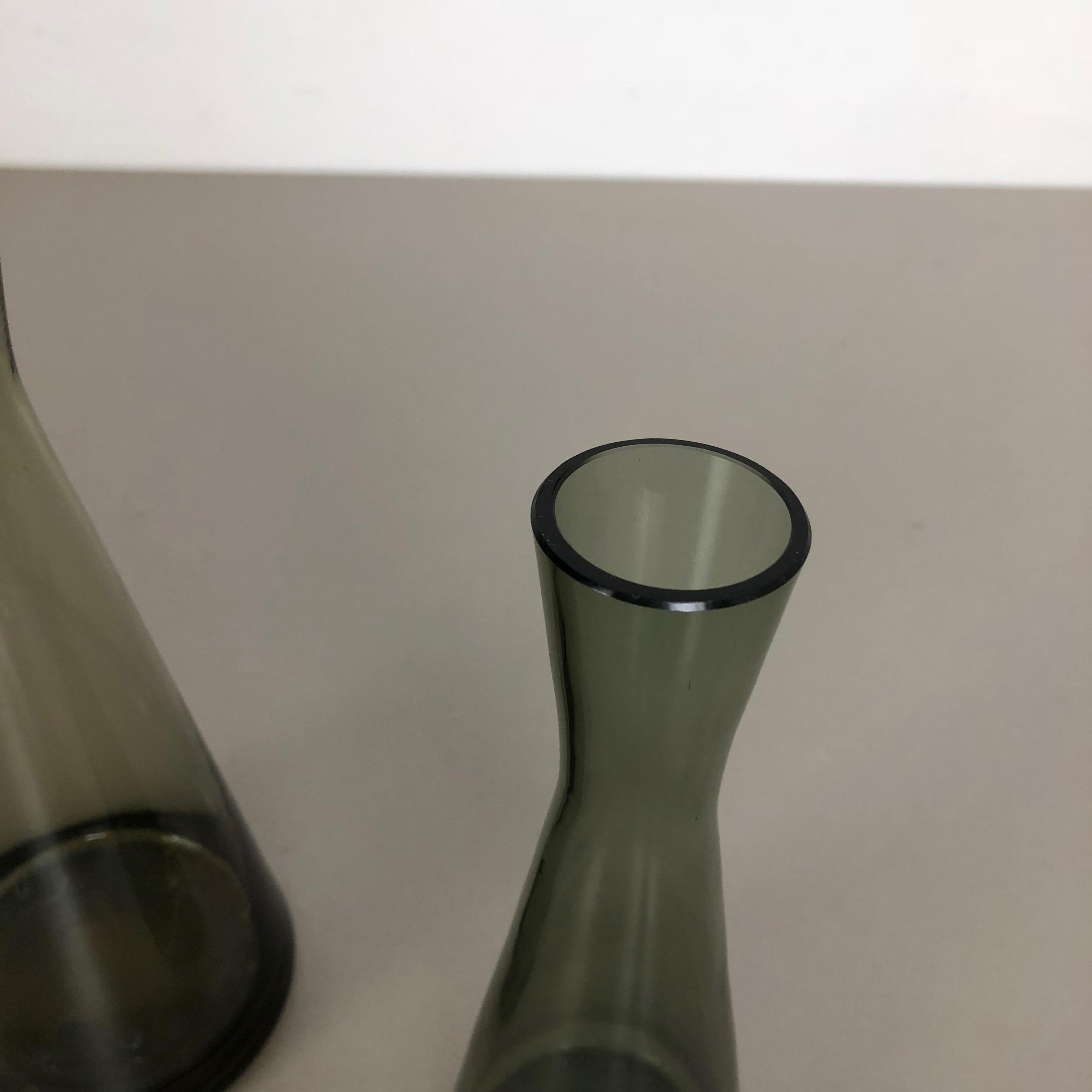 Verre Ensemble de 2 vases en turmalin vintage des années 1960 par Wilhelm Wagenfeld pour WMF, Allemagne en vente