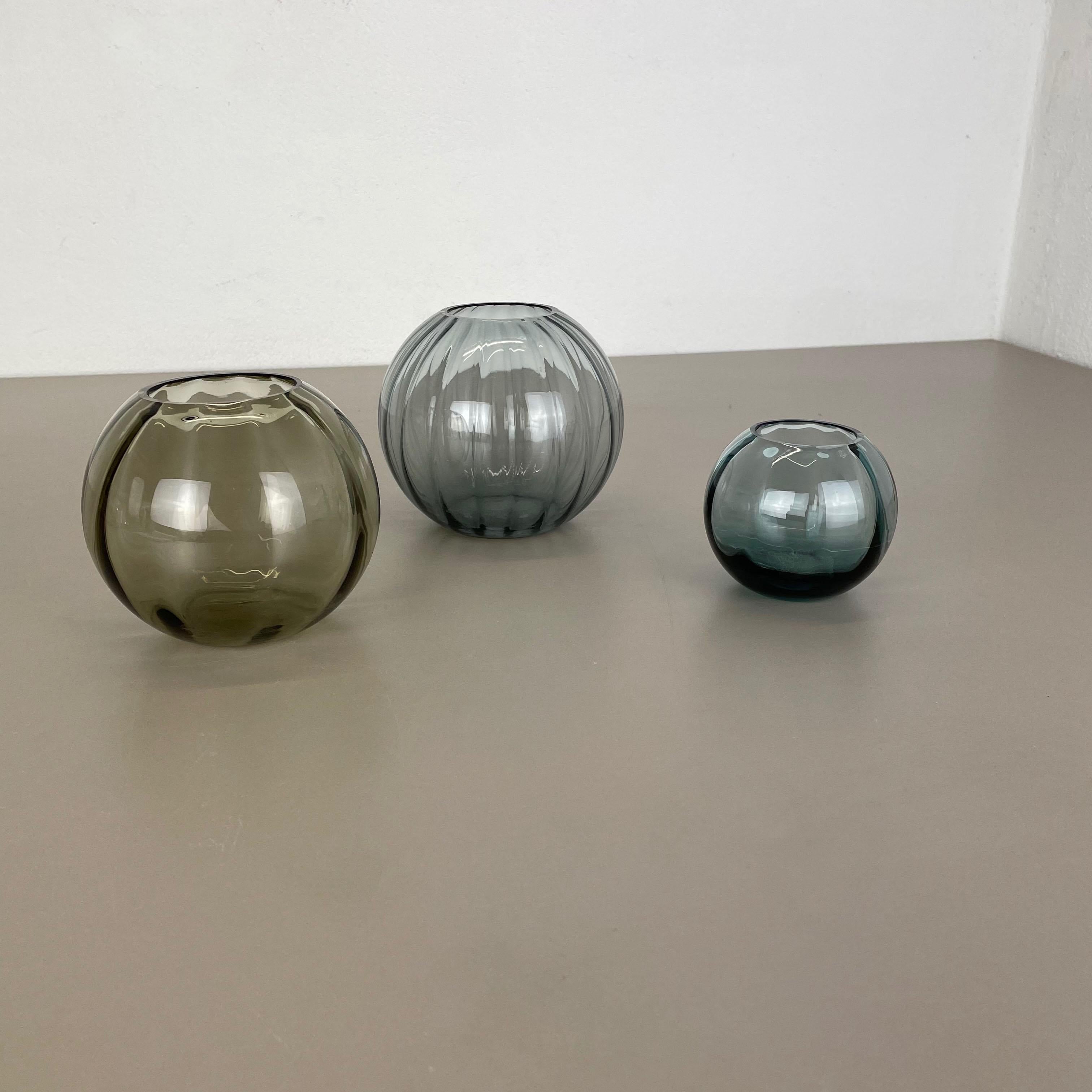 Mid-Century Modern Vintage 1960s Set of 3 Ball Vases Turmaline by Wilhelm Wagenfeld for WMF Germany For Sale