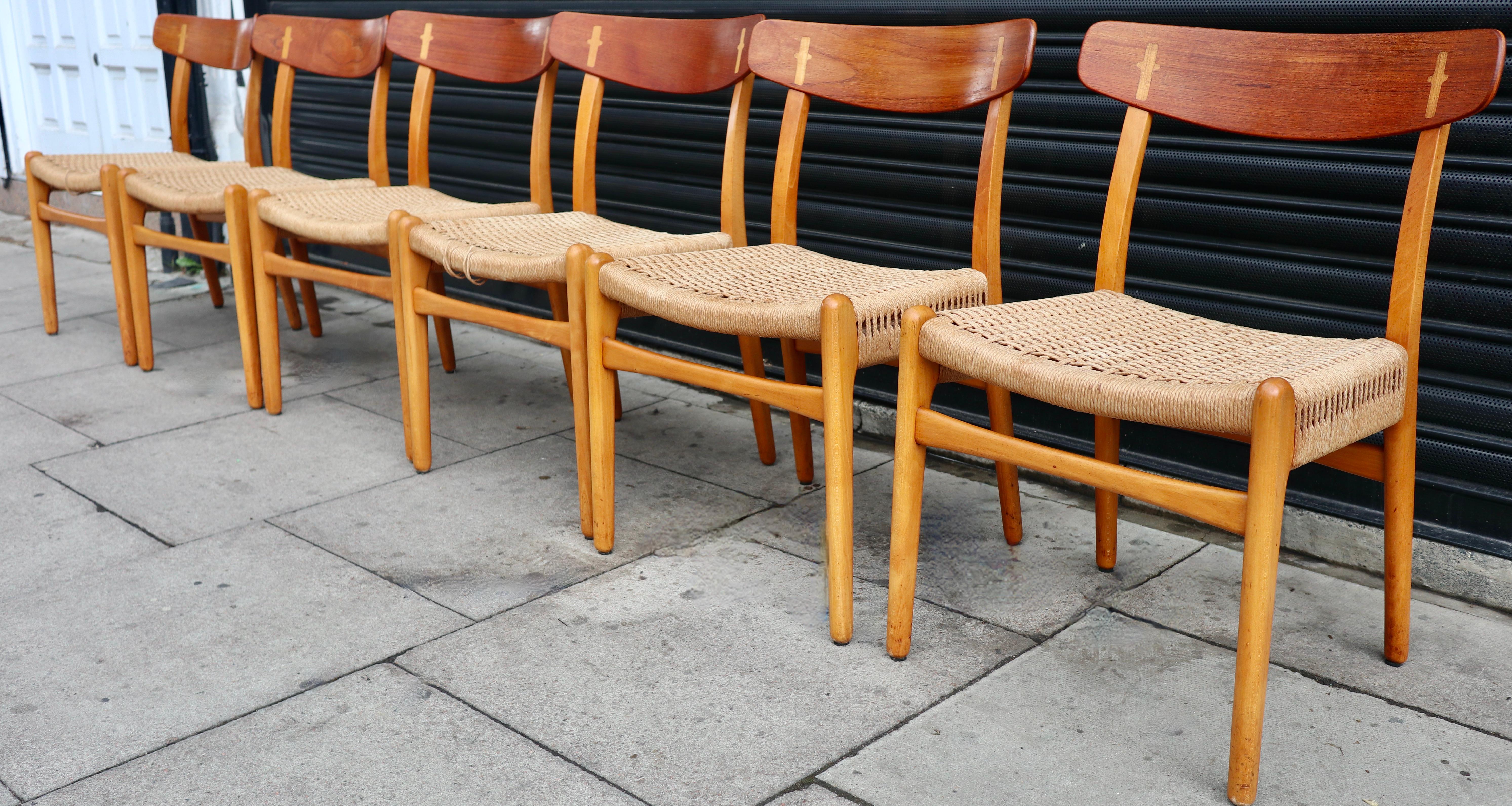 Vintage 1960s Set of 6 ch23 model dining chairs by Hans J. Wegner For Sale 7