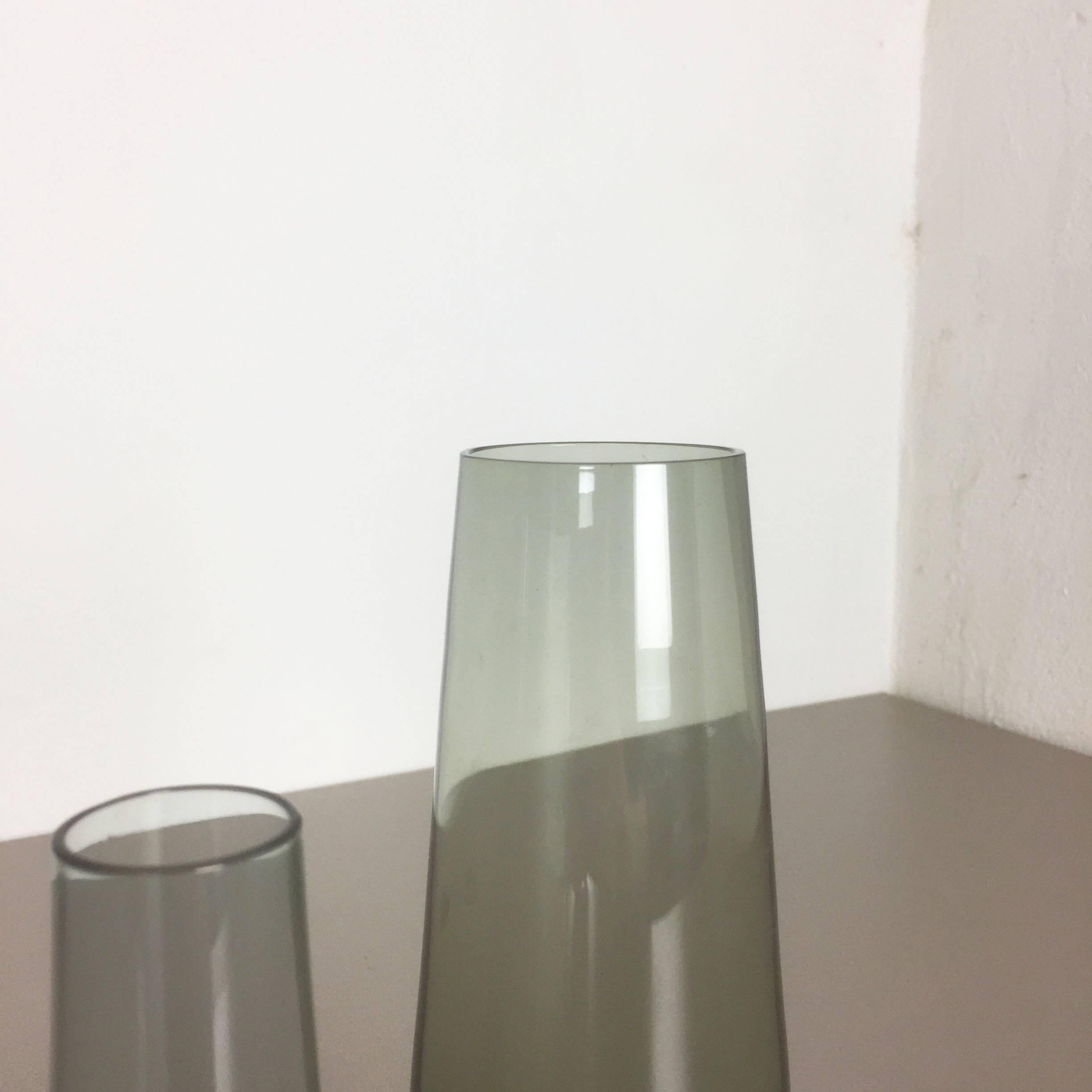 Ensemble de trois vases en turmalin vintage des années 1960 par Wilhelm Wagenfeld pour WMF, Allemagne Bon état - En vente à Kirchlengern, DE