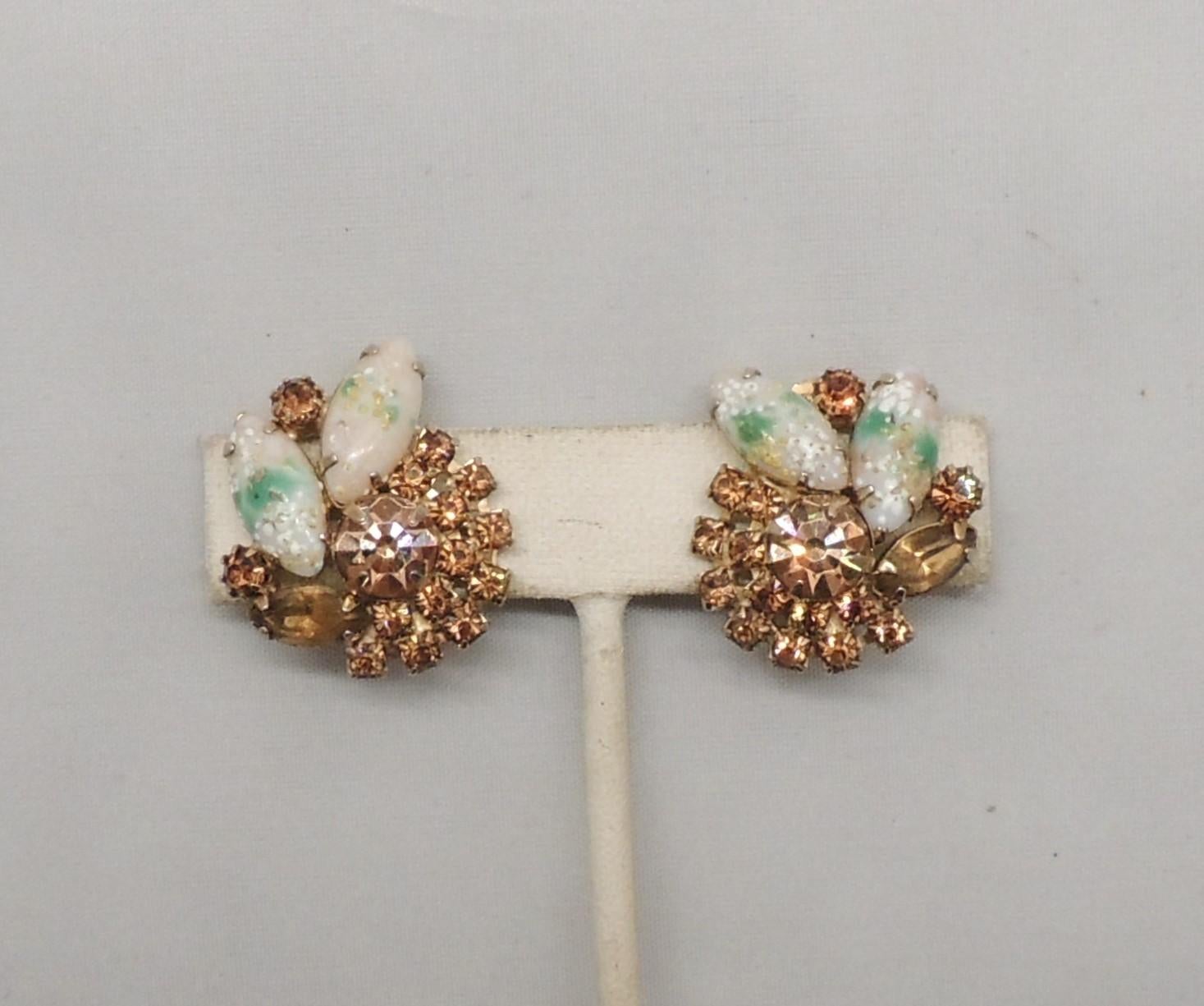 Women's Vintage 1960s Signed Hattie Carnegie Faux-Topaz & Art Glass Clip Earrings For Sale