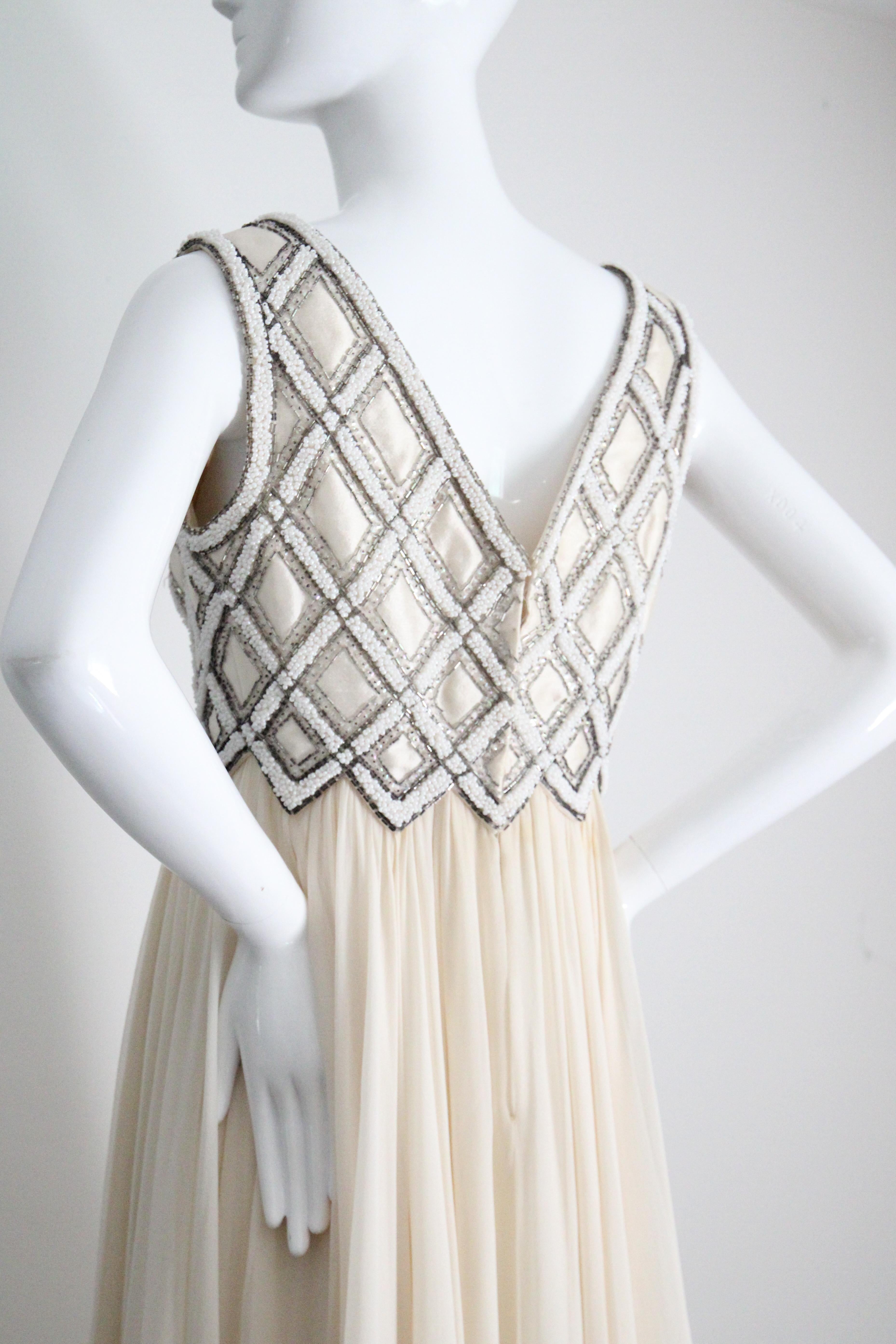 Vintage 1960er Jahre Seide Chiffon Perlen Kleid und passende Jacke Ensemble UK 10 US 6 im Angebot 7