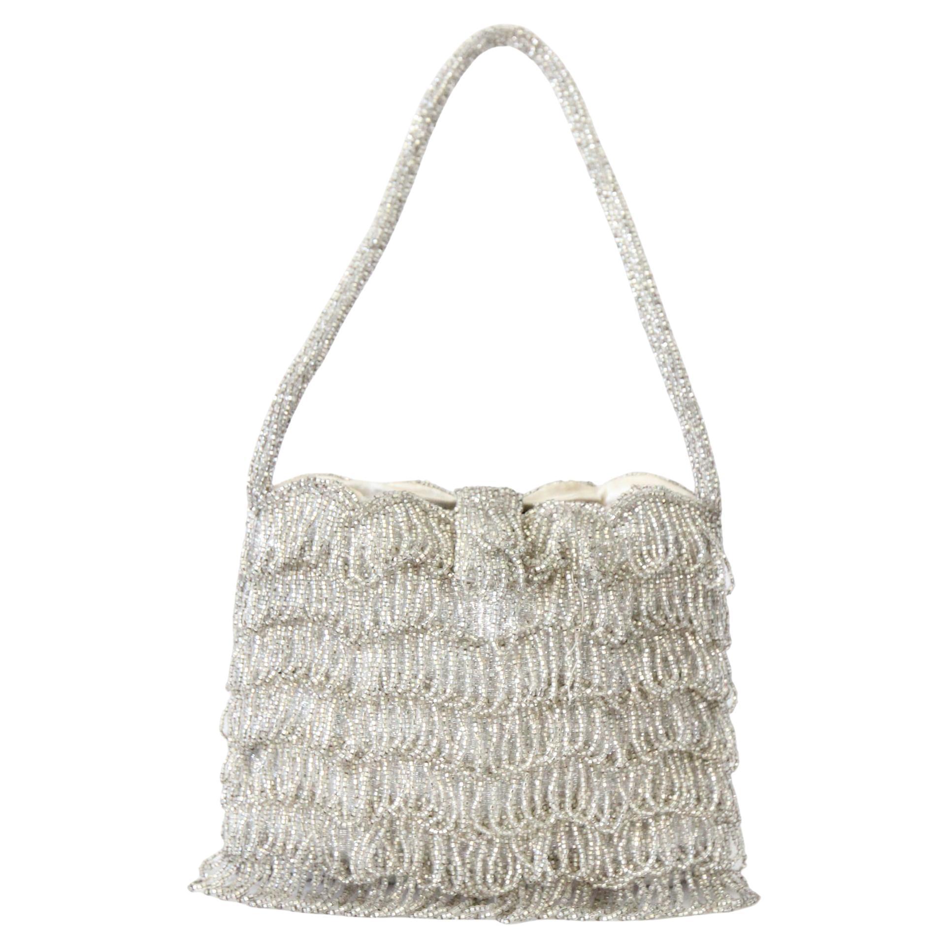 Vintage 1960
s Silver Beaded Evening Purse Silver Beaded Fringed Purse Cocktail en vente