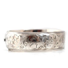 Vintage 1960s Silver Engraved Bangle Bracelet