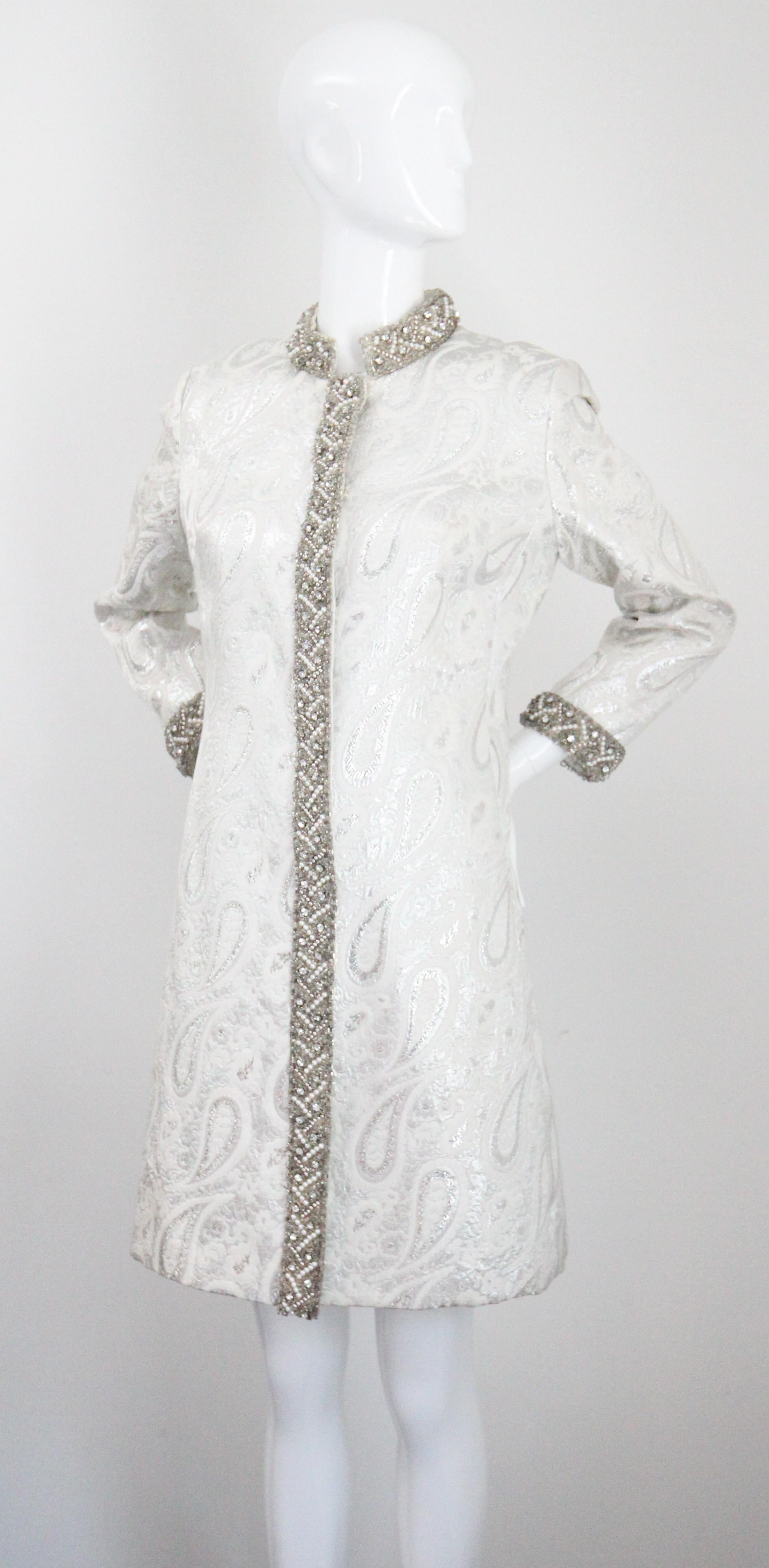 Vintage 1960s Silver Paisley Beaded Dress and coat set 1960s beaded UK 8 US 4 For Sale 11