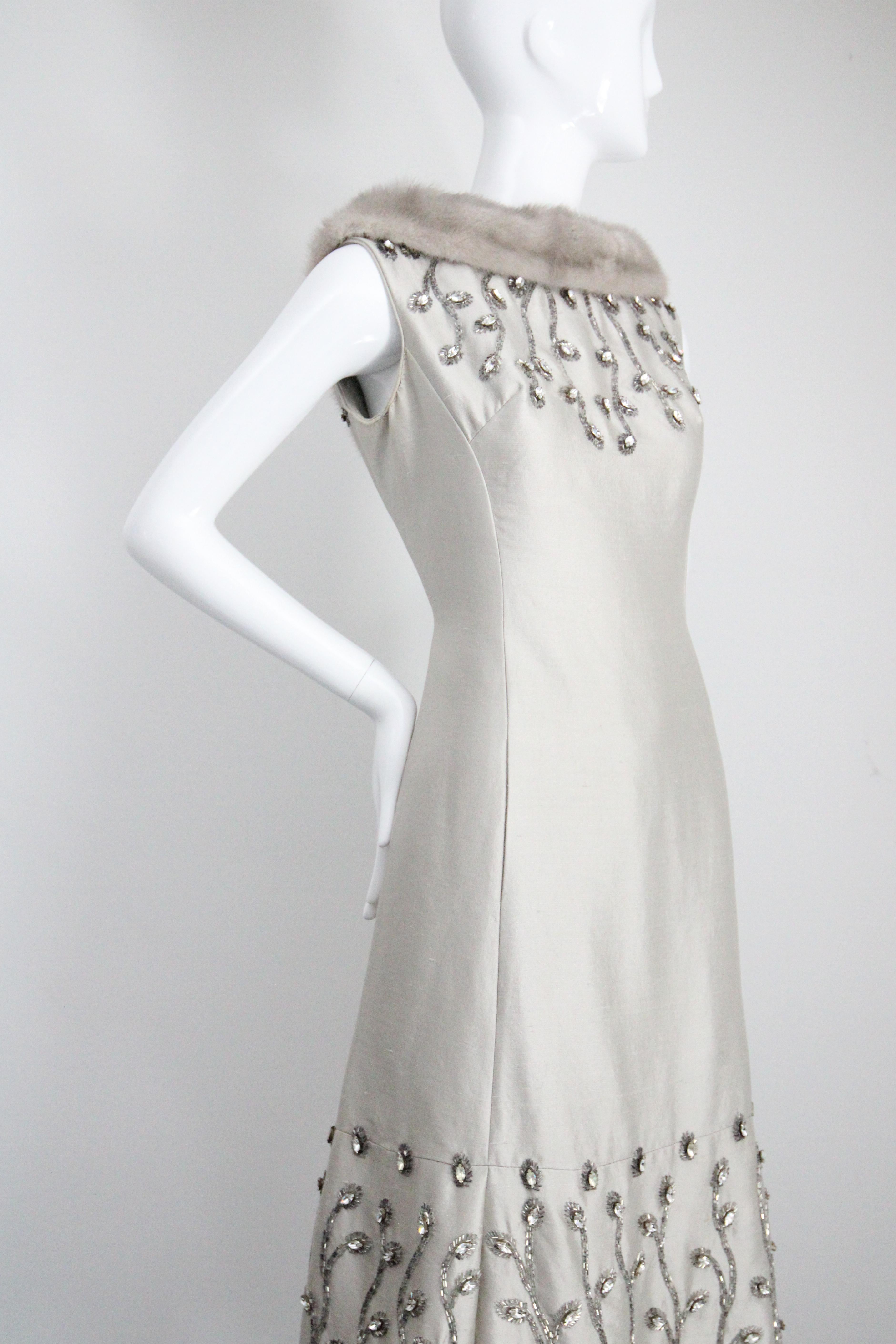 Abito da cocktail invernale Lillie Rubin in seta argentata, vintage, anni '60, con strass, UK 12 in vendita 2