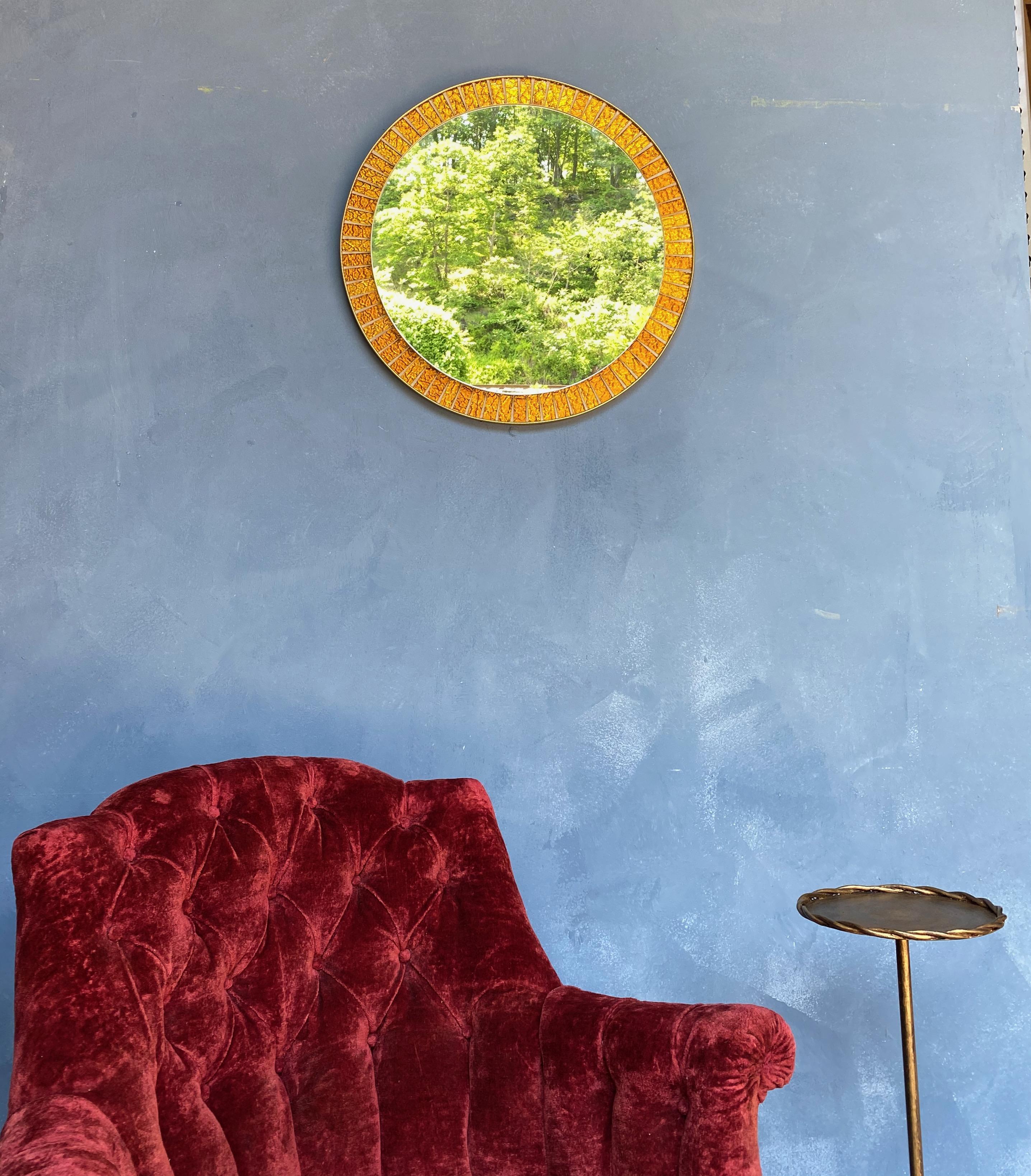 Mid-Century Modern Miroir espagnol vintage des années 1960 avec cadre métallique en vente