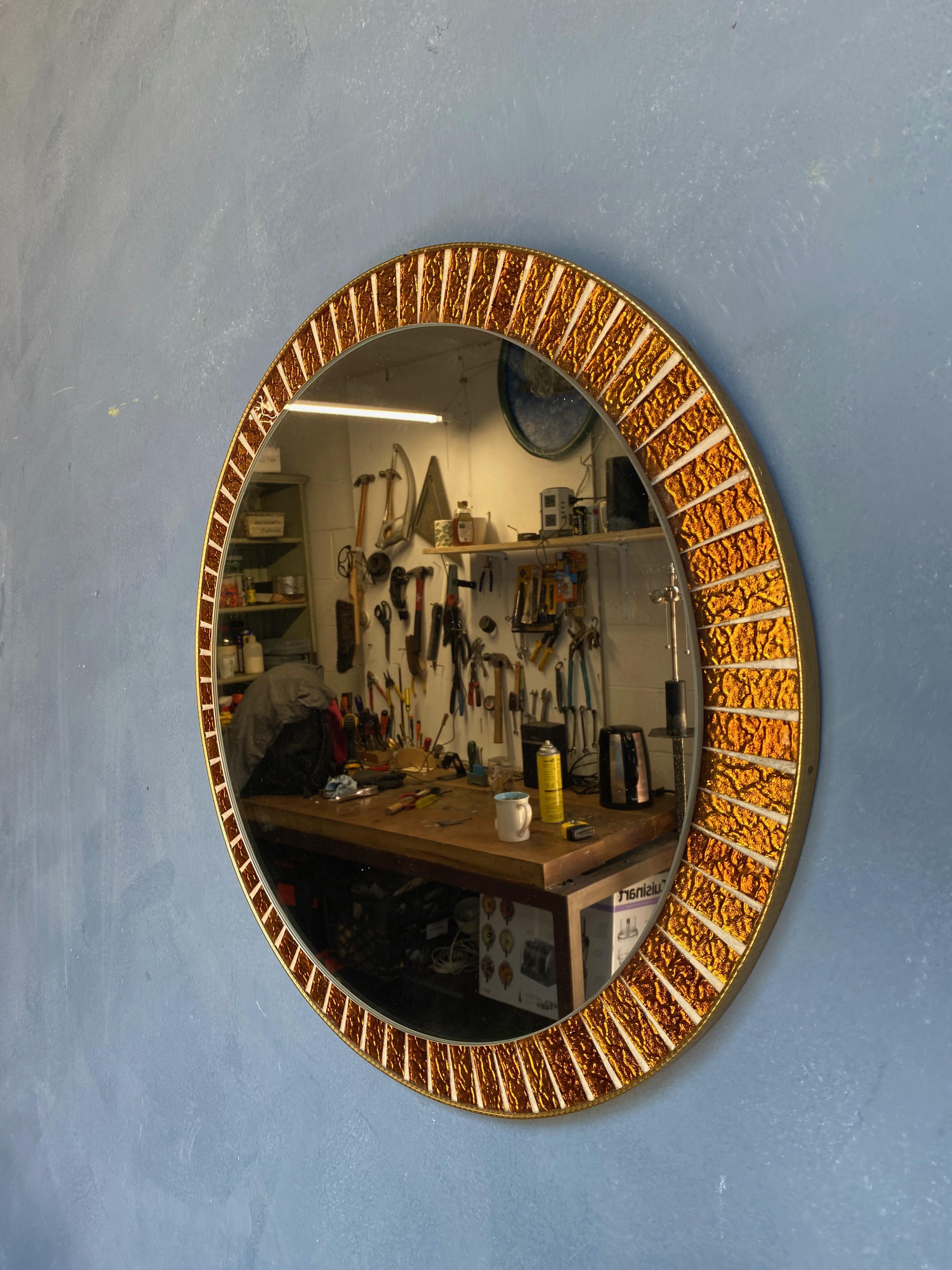 Miroir espagnol vintage des années 1960 avec cadre métallique en vente 1