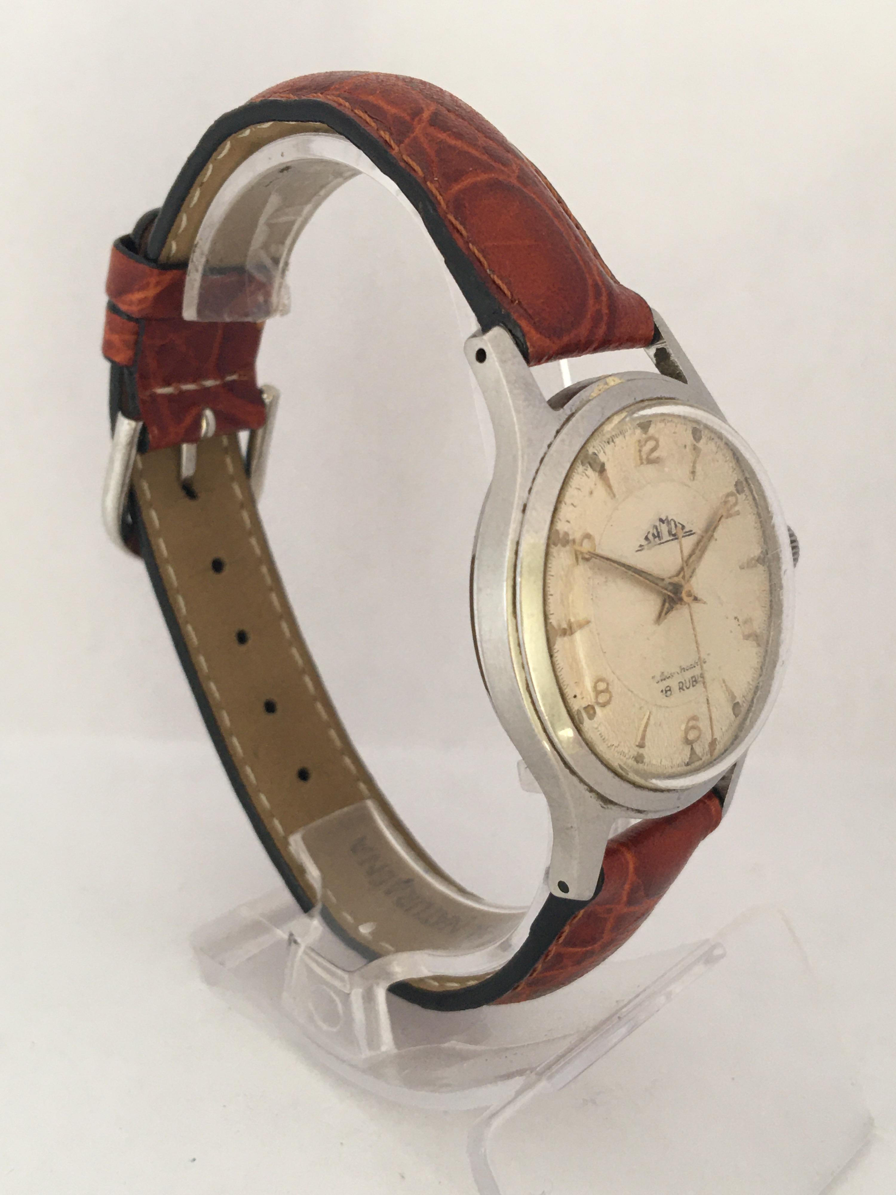 Vintage 1960s Stainless Steel with Sweep Seconds Mechanical Watch In Good Condition For Sale In Carlisle, GB