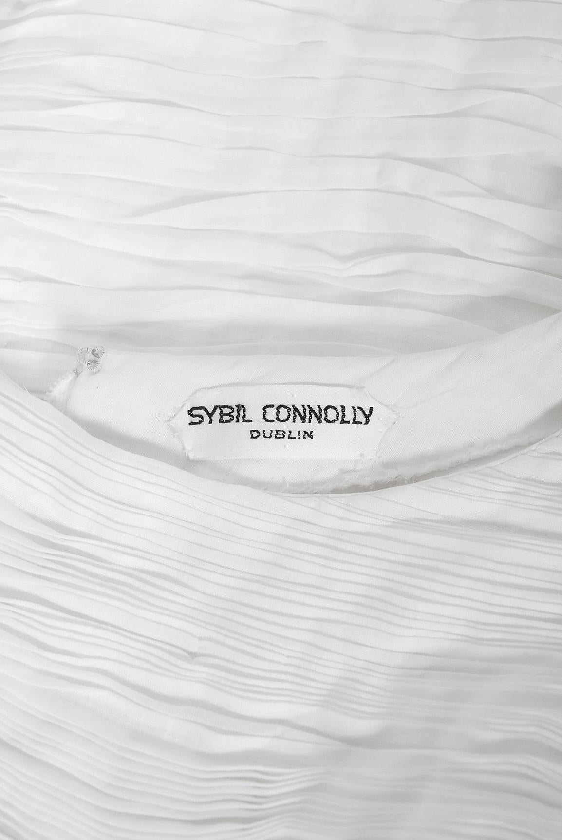 Vintage 1960's Sybil Connolly Couture Pleated White Linen Bell-Sleeve Dress For Sale 10