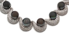 Vintage 1960s Tahitian Pearls Necklace with Diamonds