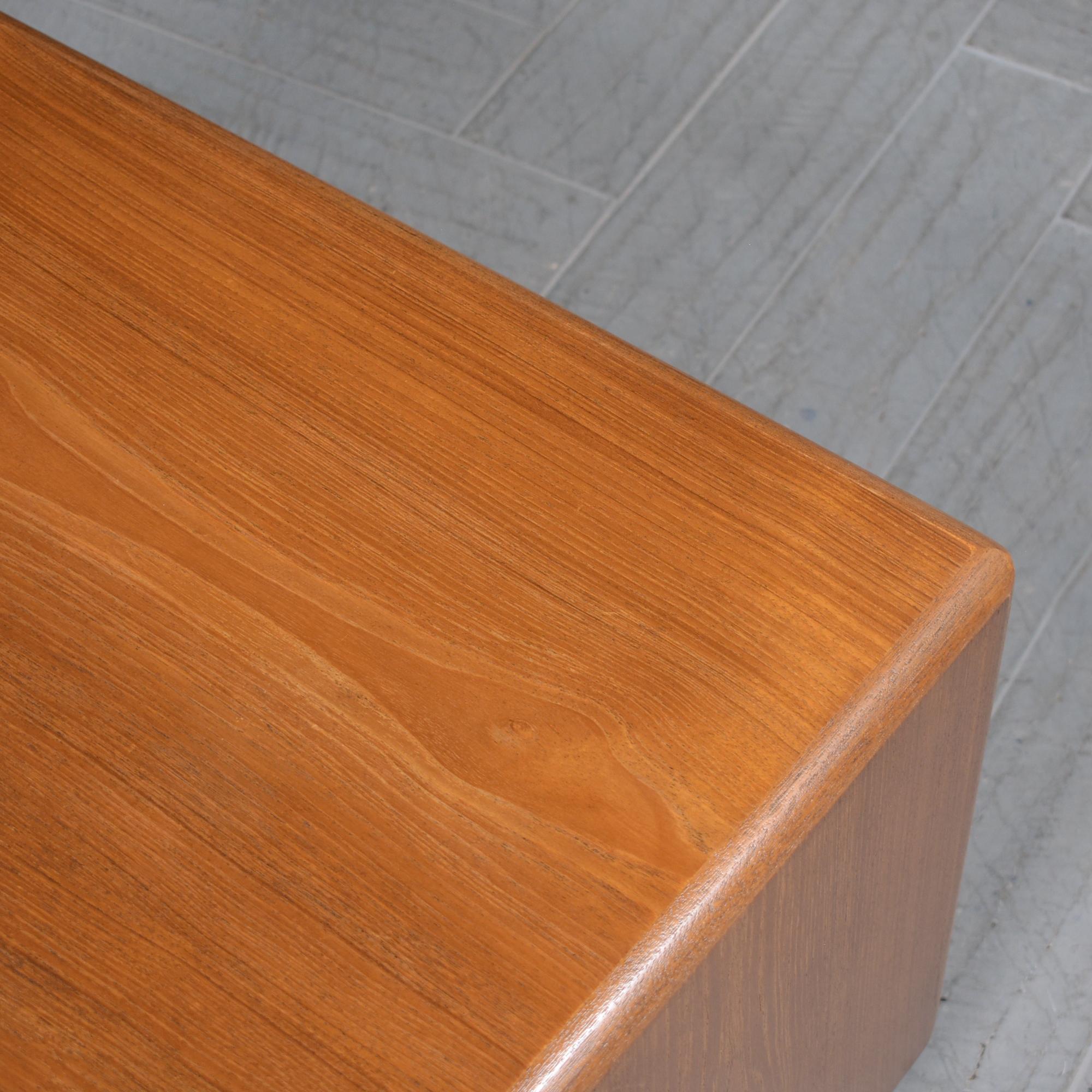 Vintage 1960s Teak Wood Waterfall Side Table - Fully Restored and Sleek Design For Sale 1